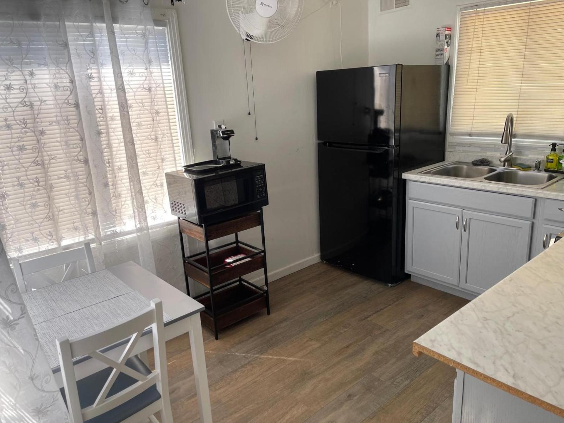 Americas Best Value Inn Royal Carriage photo 22