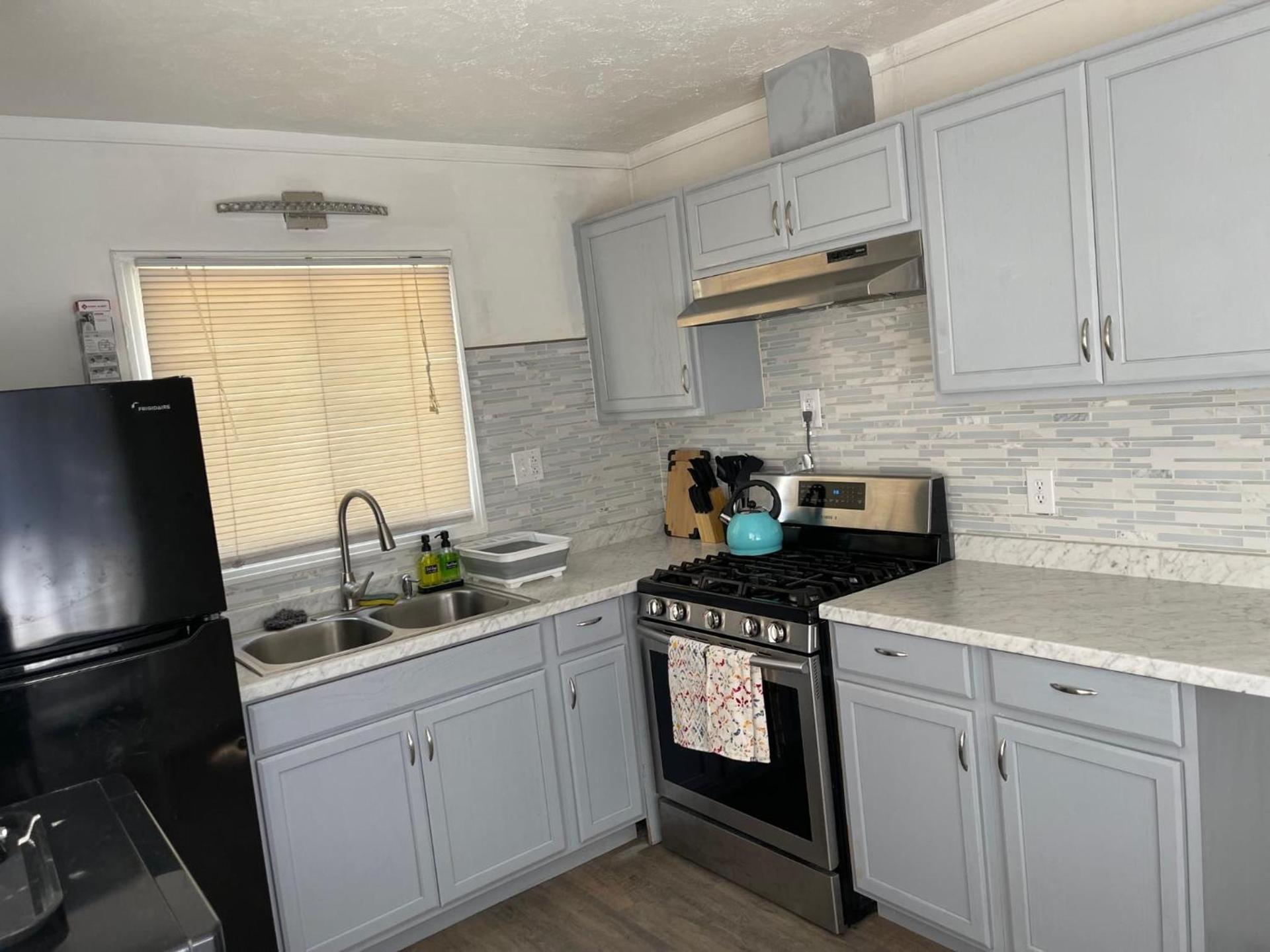 Americas Best Value Inn Royal Carriage photo 23