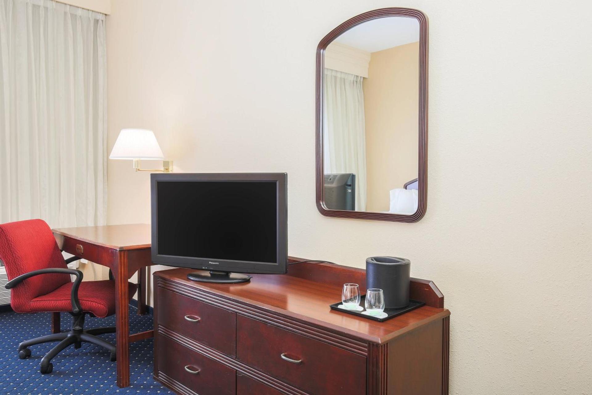 Courtyard by Marriott Flint Grand Blanc photo 21