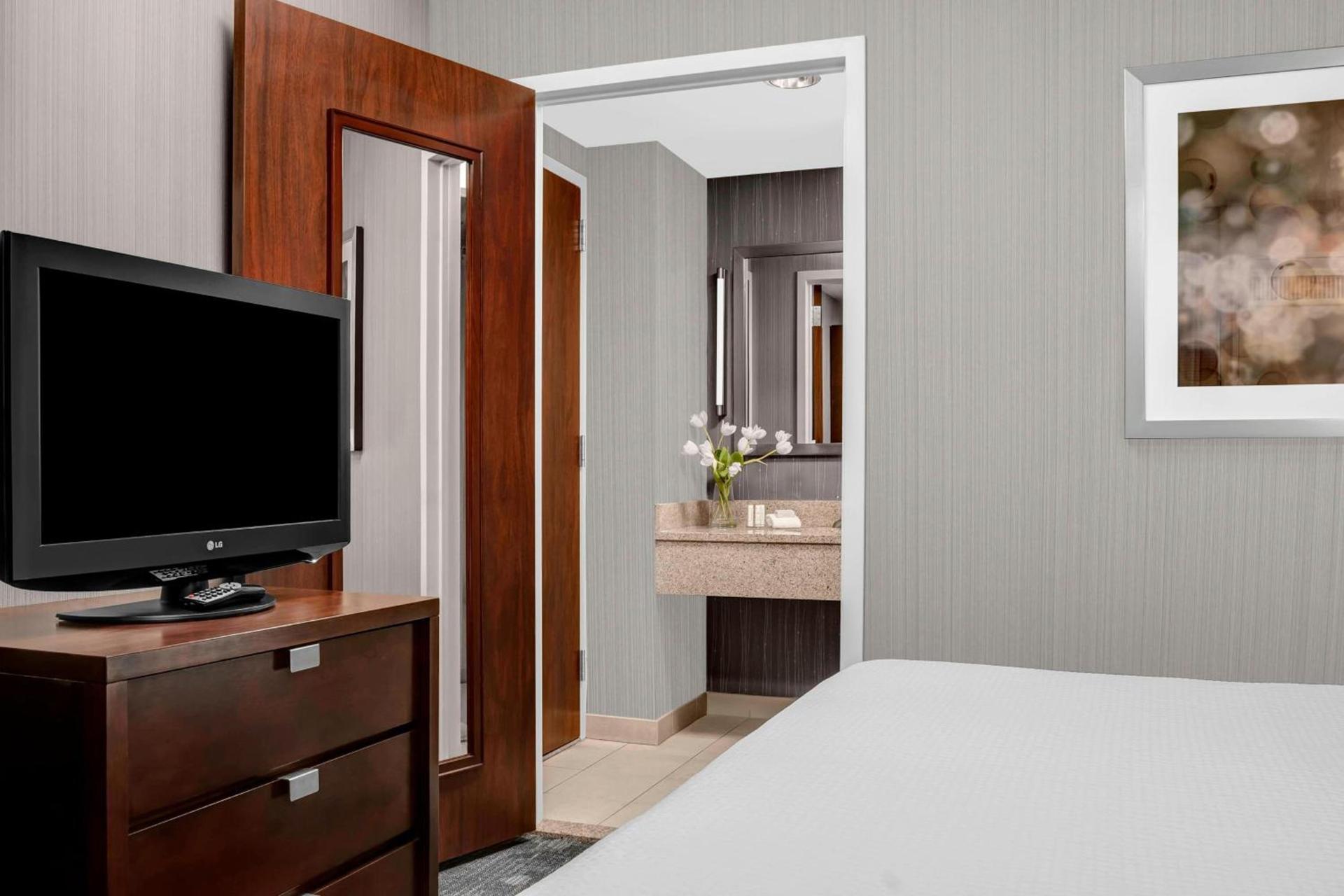 Courtyard by Marriott New York Manhattan Upper East Side photo 16