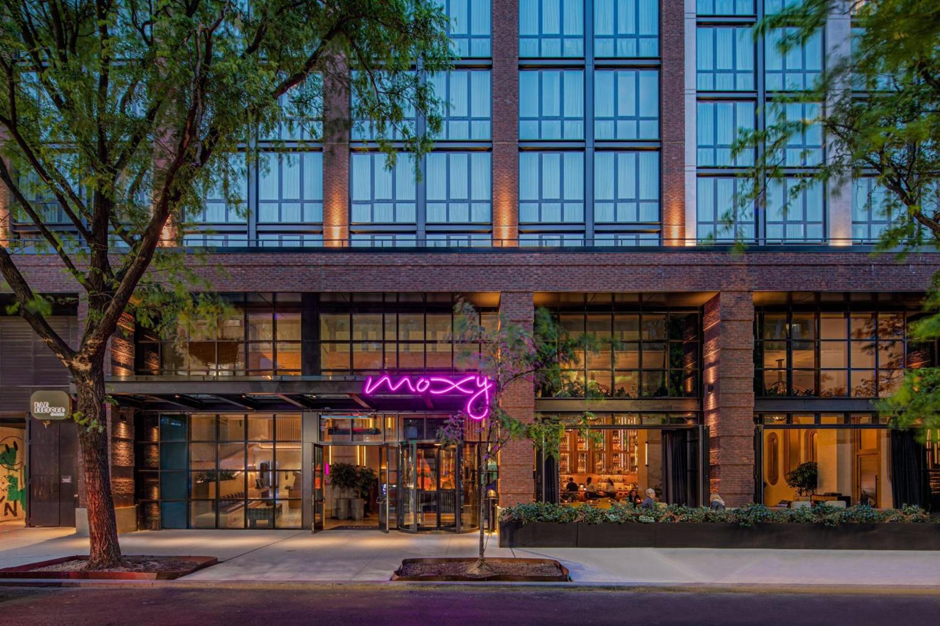 Moxy Brooklyn Williamsburg photo 2