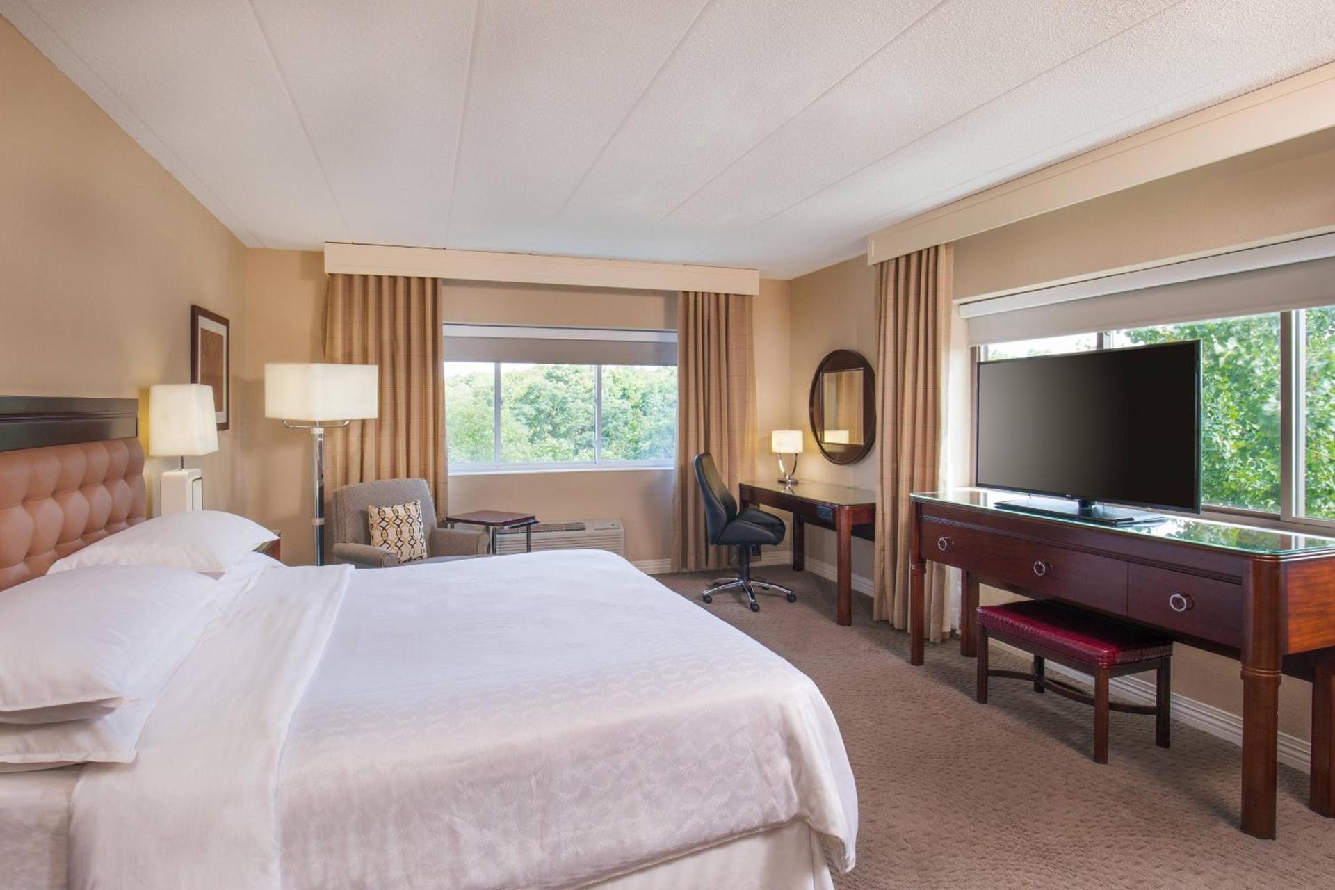 Renaissance Framingham Hotel & Conference Center photo 8