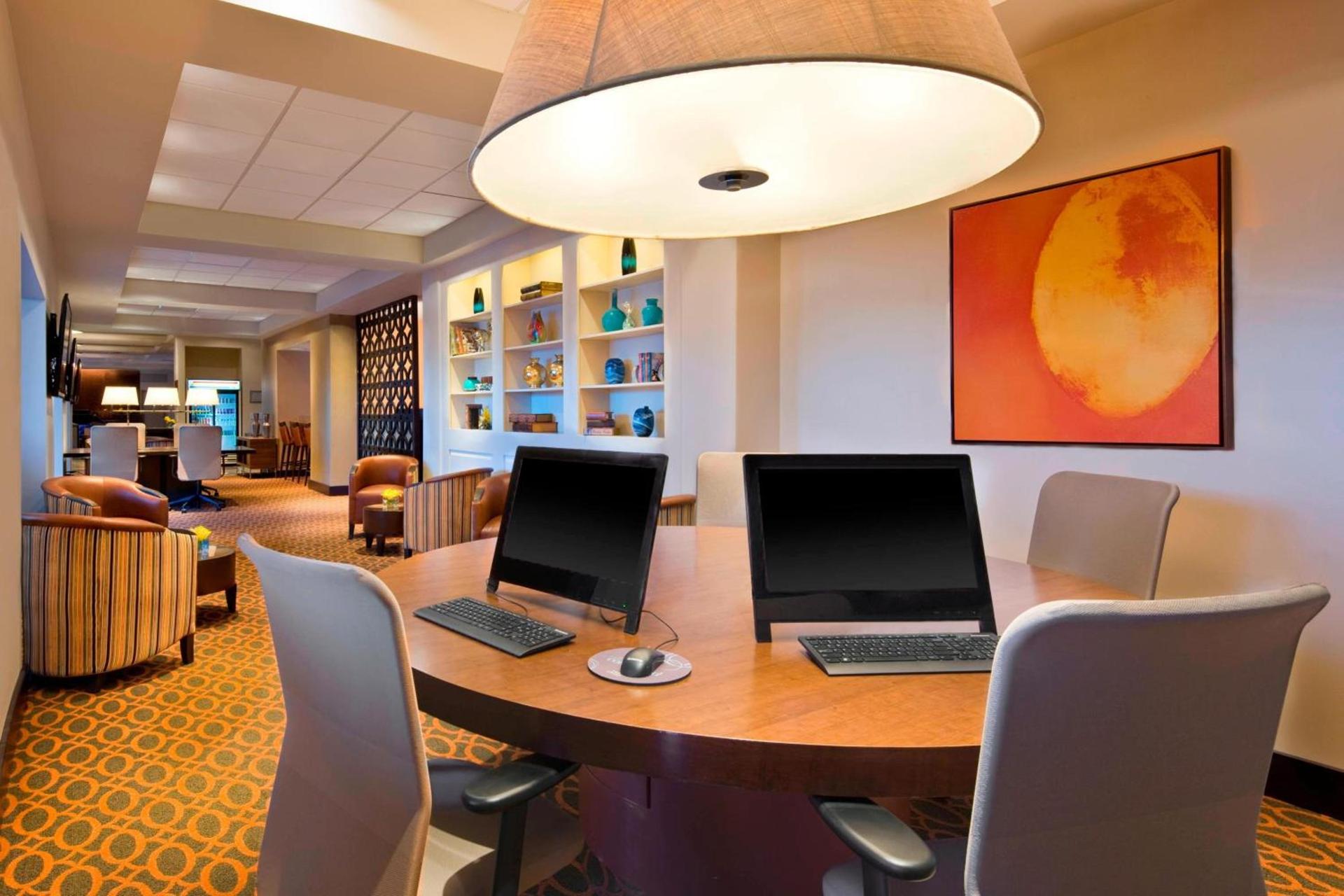 Renaissance Framingham Hotel & Conference Center photo 15