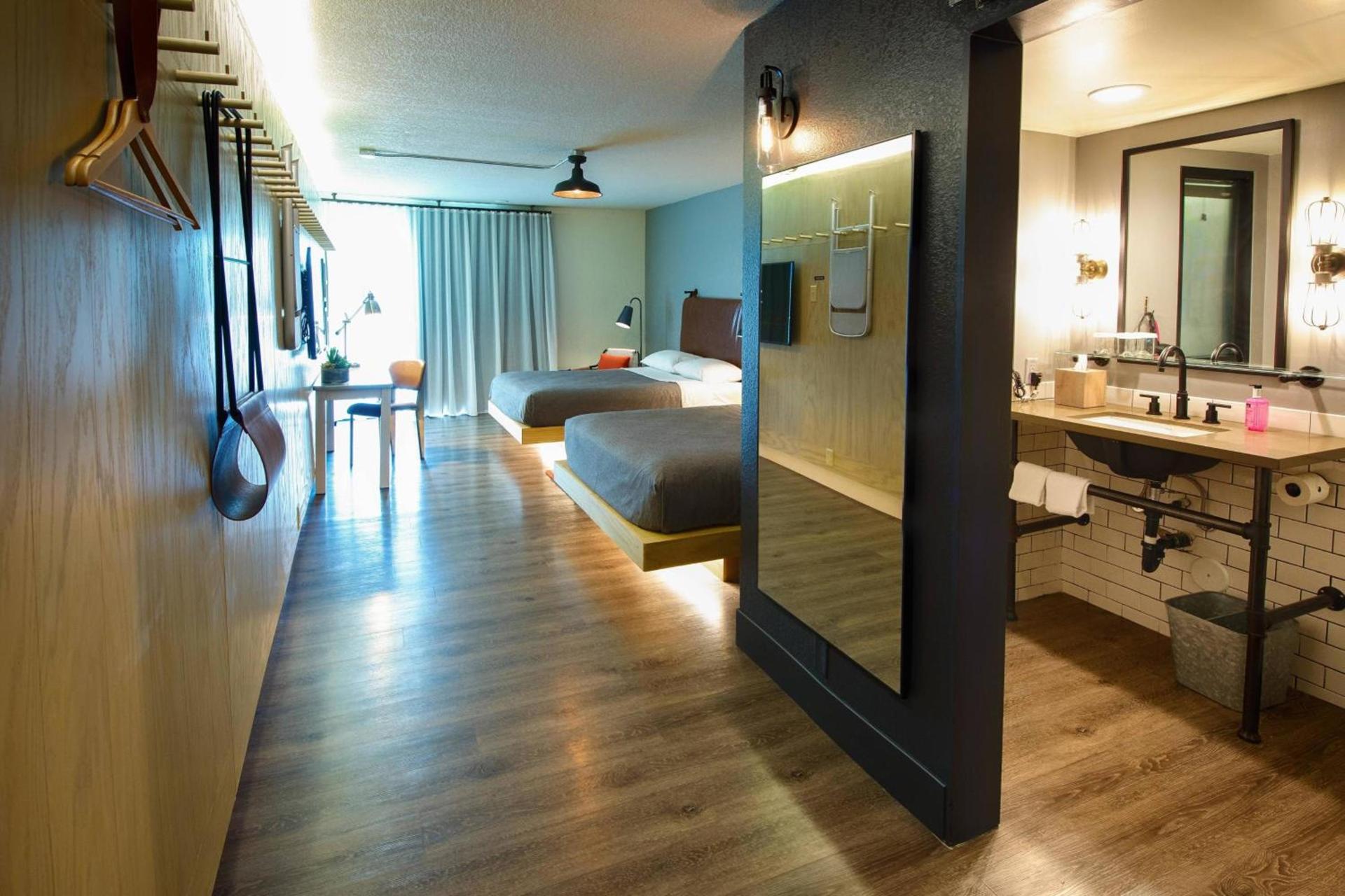 MOXY Phoenix Tempe/ASU Area photo 14