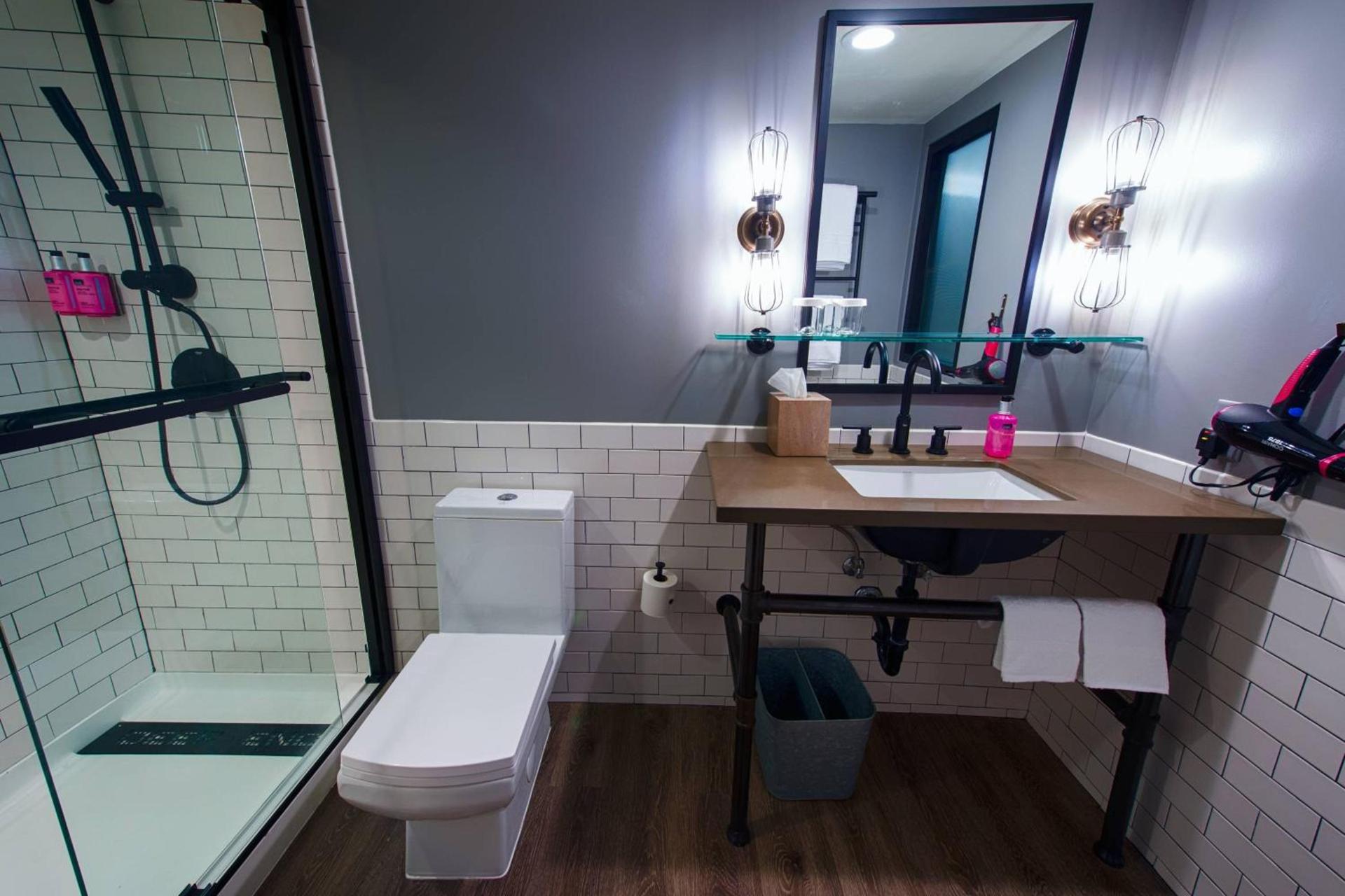 MOXY Phoenix Tempe/ASU Area photo 20
