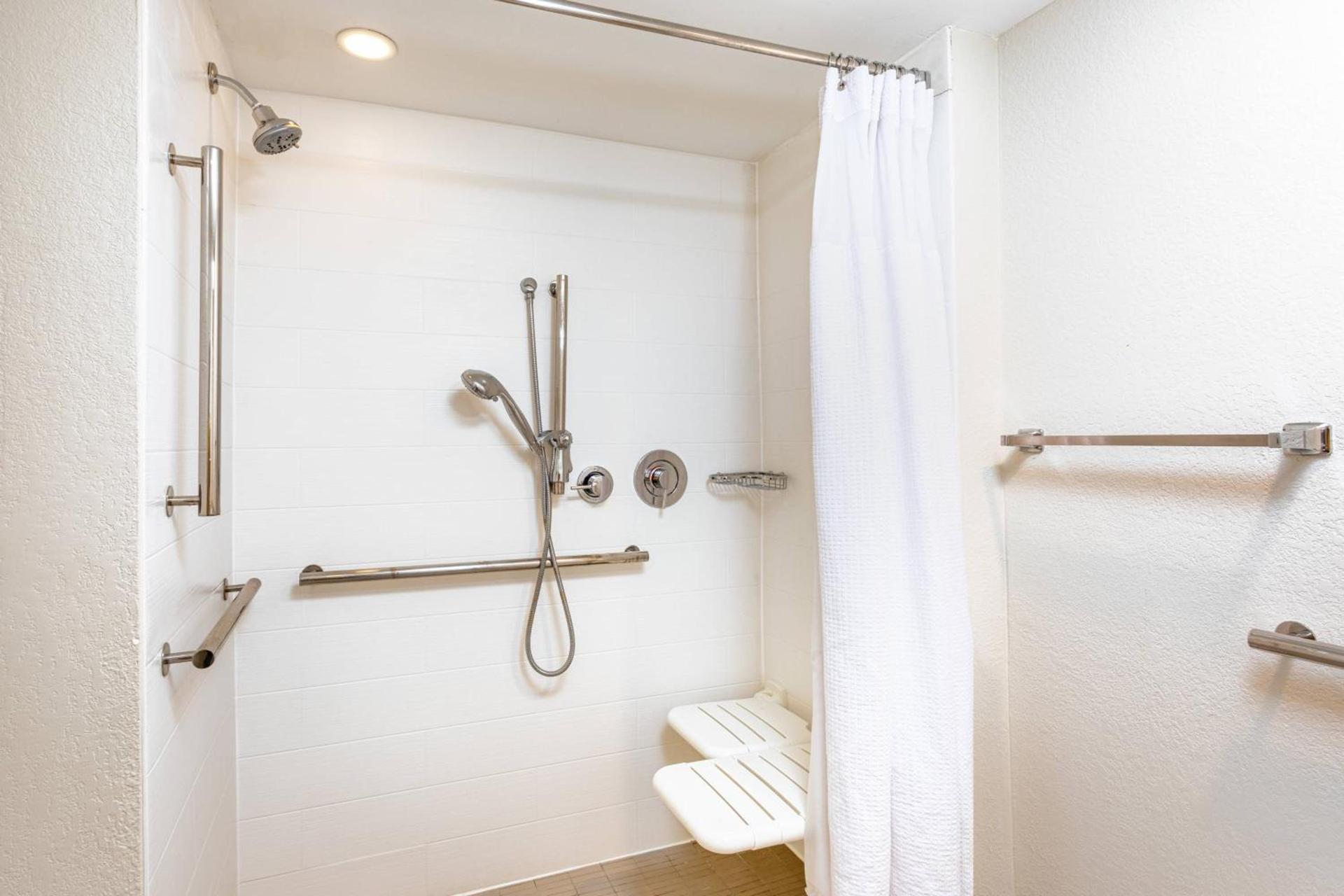 SpringHill Suites by Marriott Miami Airport South Blue Lagoon Area photo 13
