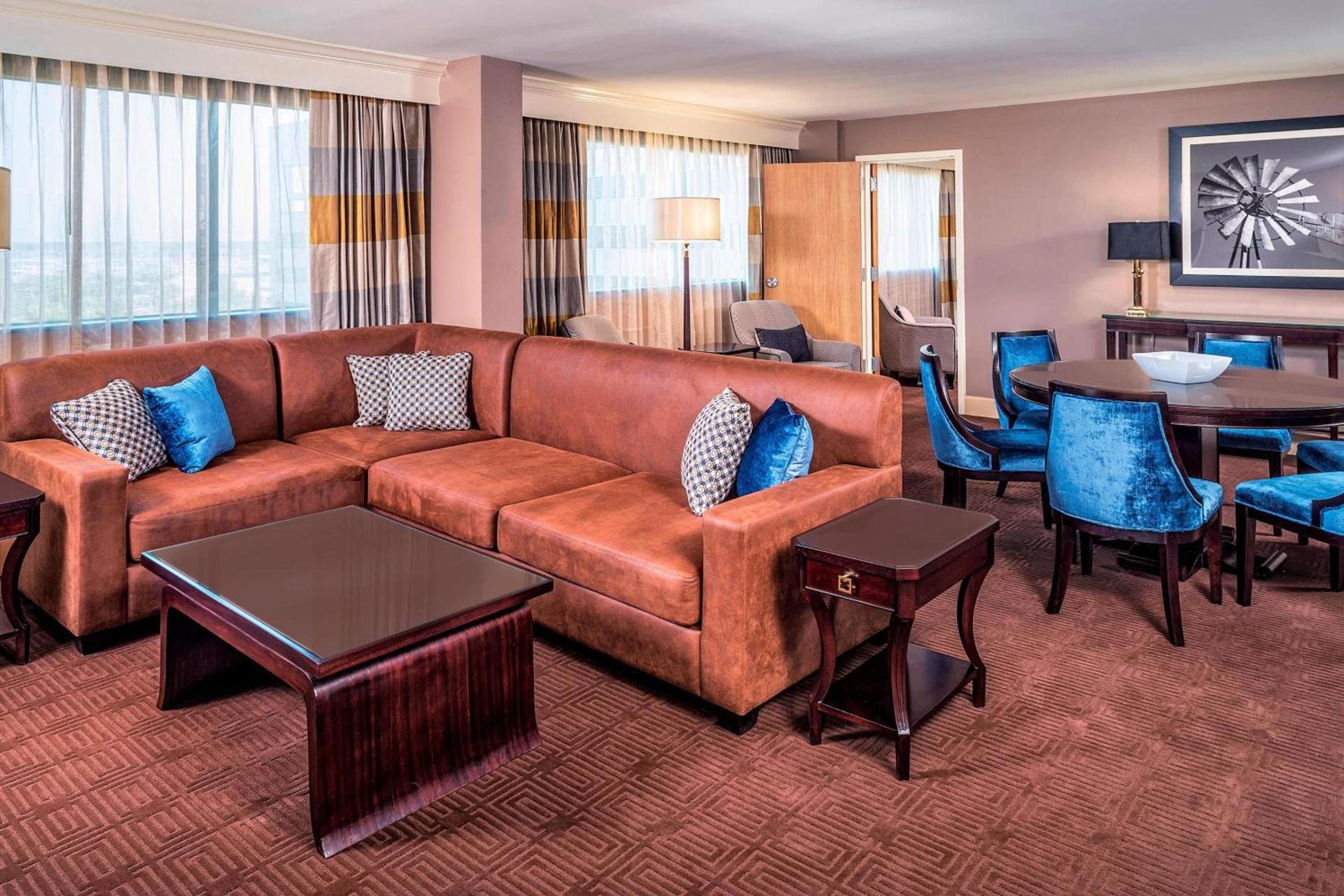 Sheraton North Houston at George Bush Intercontinental photo 18