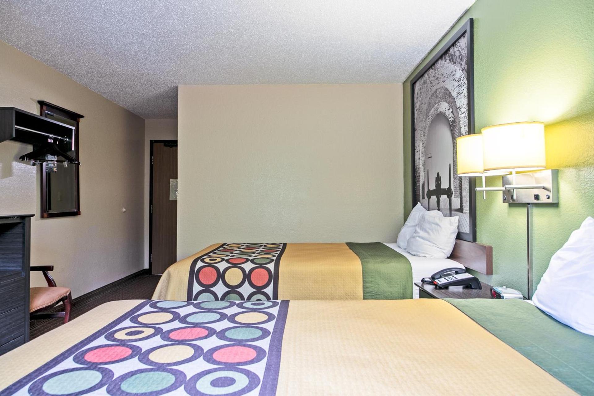 Super 8 by Wyndham Augusta Ft Eisenhower Area photo 23