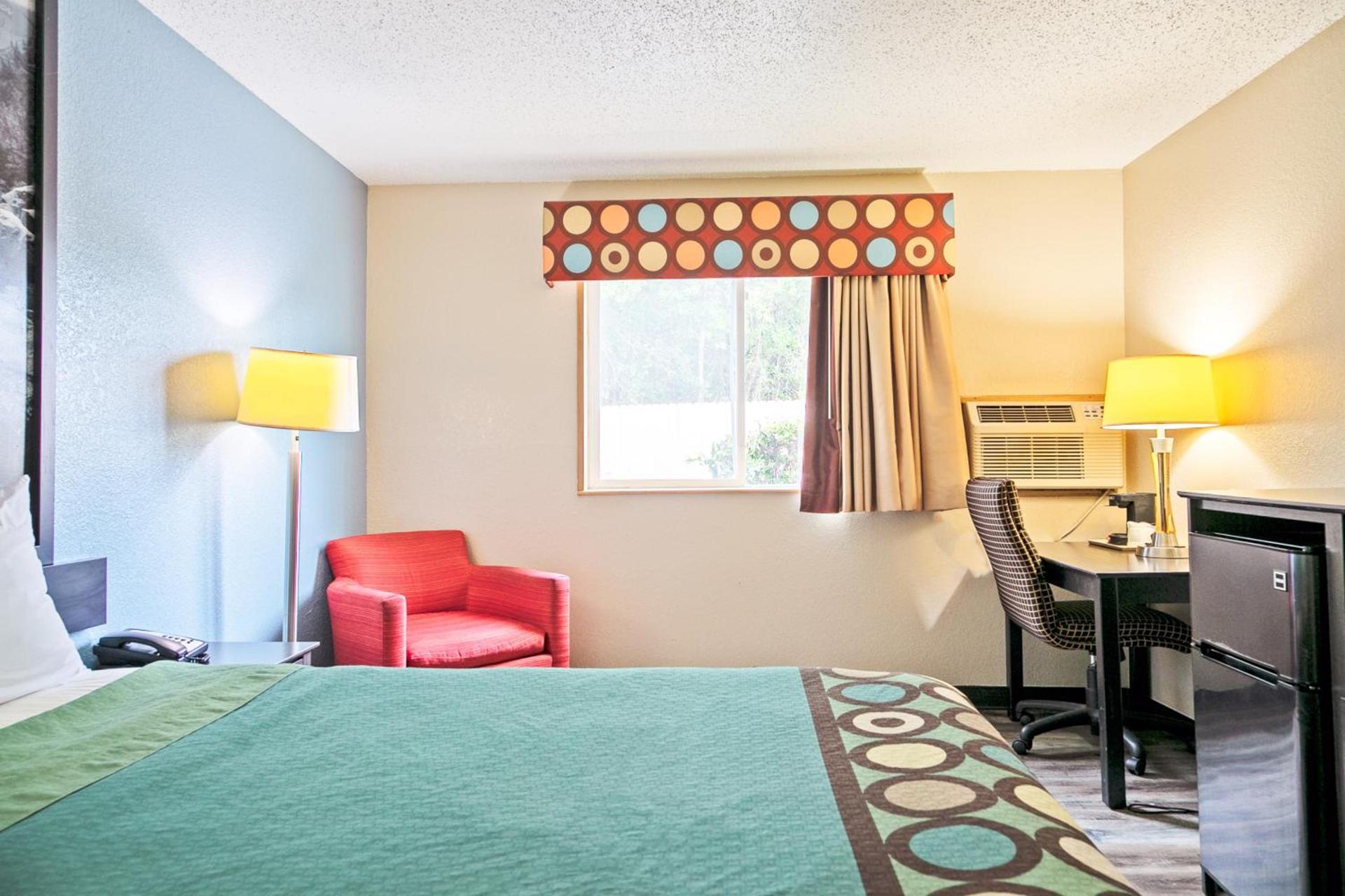 Super 8 by Wyndham Augusta Ft Eisenhower Area photo 30