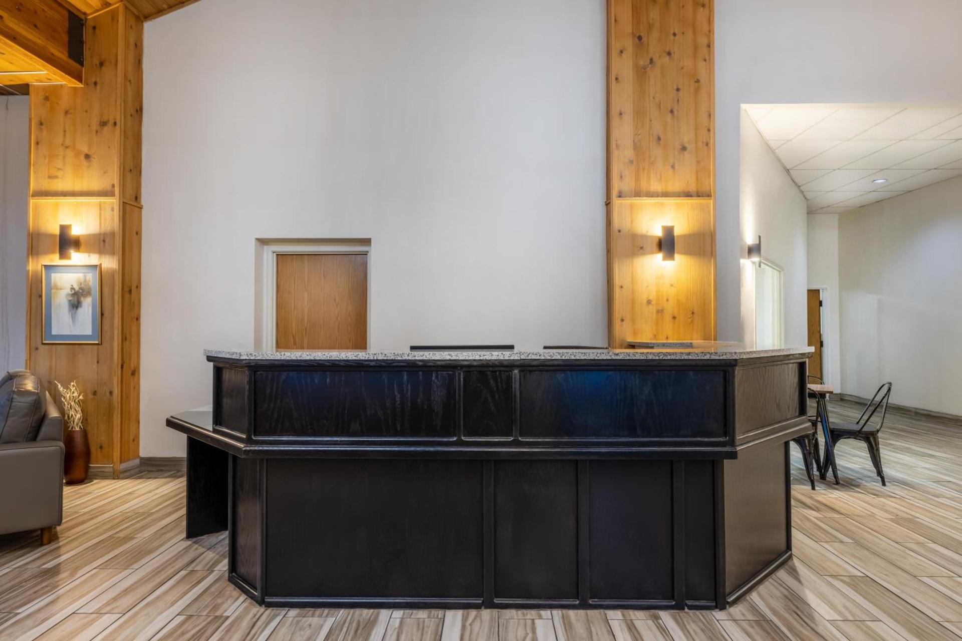 Wingate by Wyndham Butte City Center photo 30