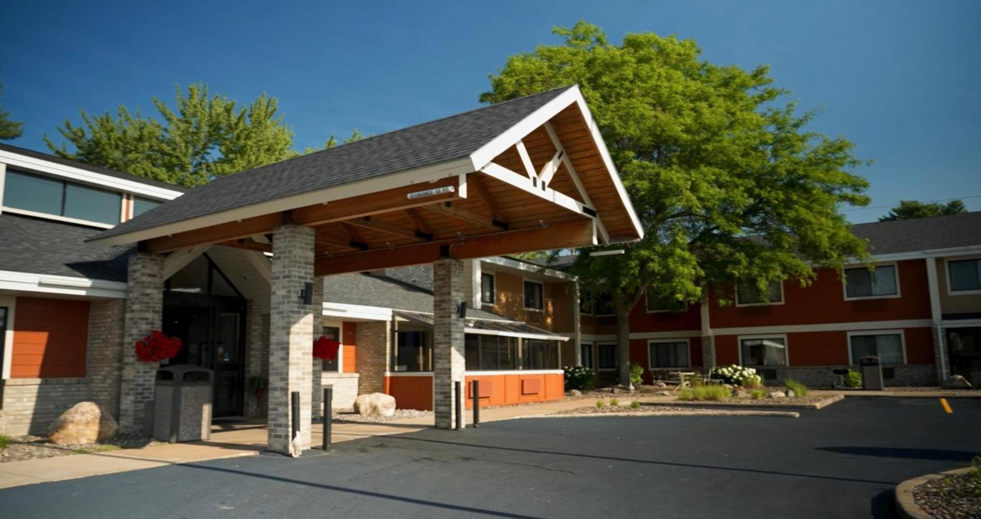 AmericInn by Wyndham Chippewa Falls photo 21
