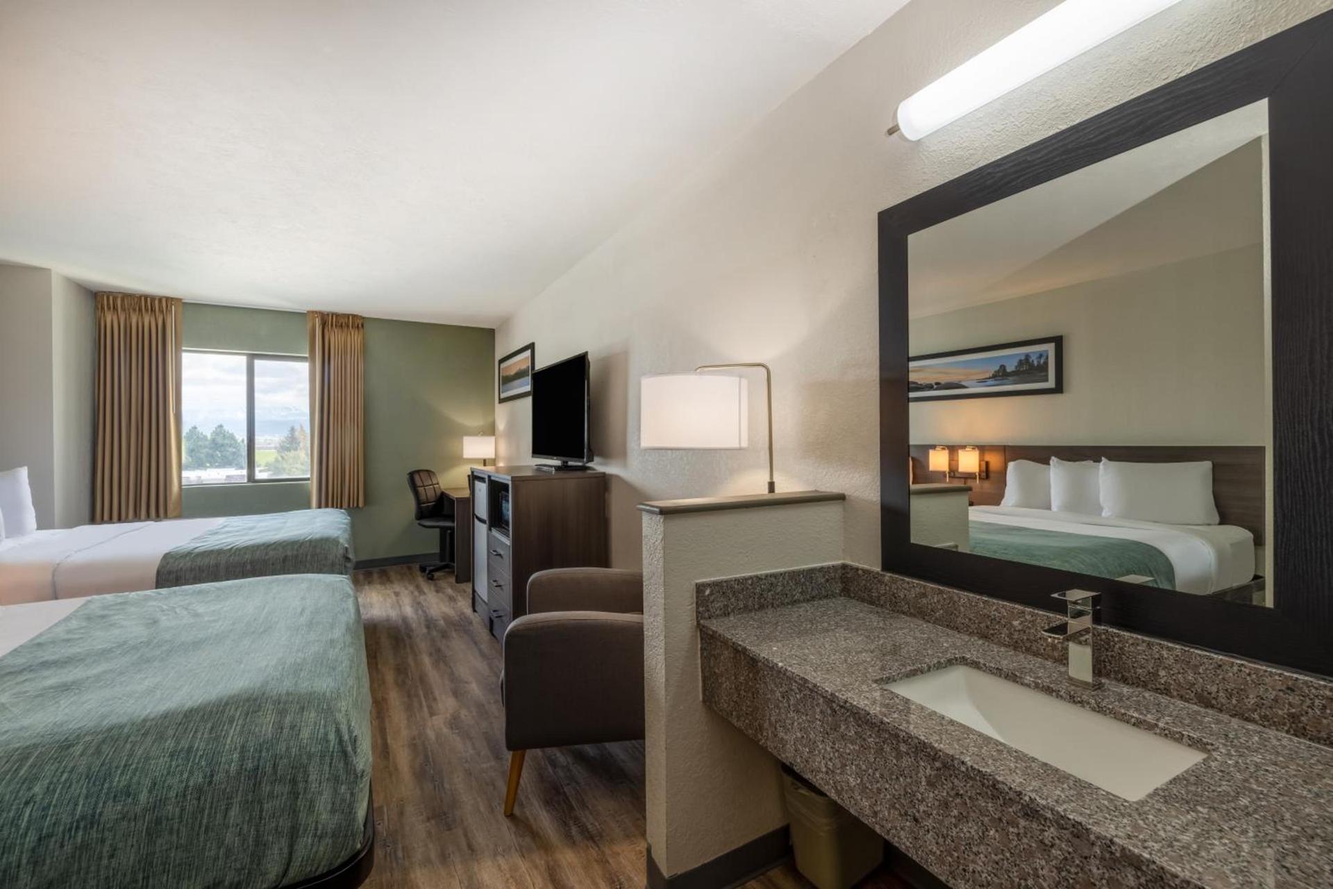 Wingate by Wyndham Butte City Center photo 31