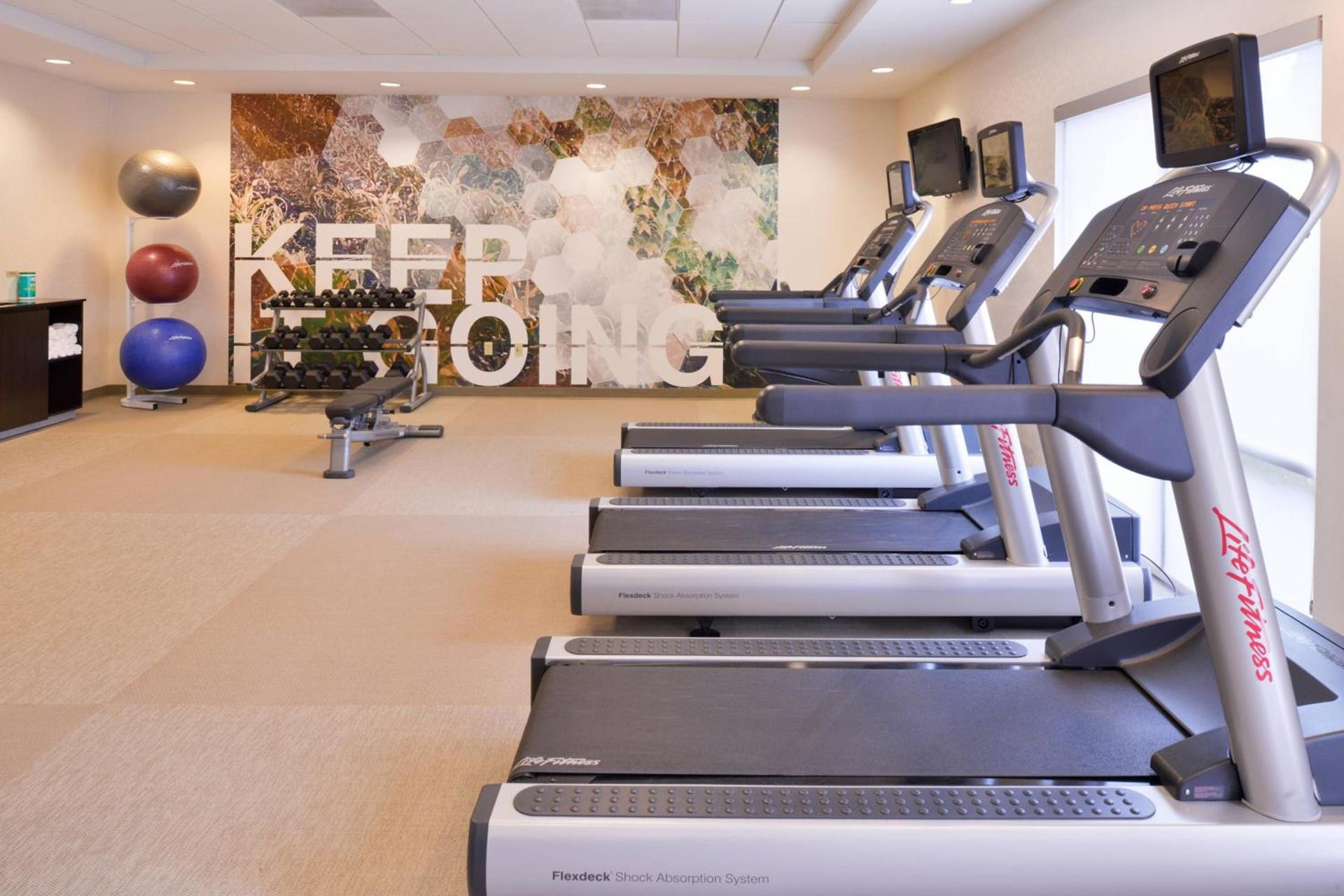SpringHill Suites by Marriott Corona Riverside photo 22