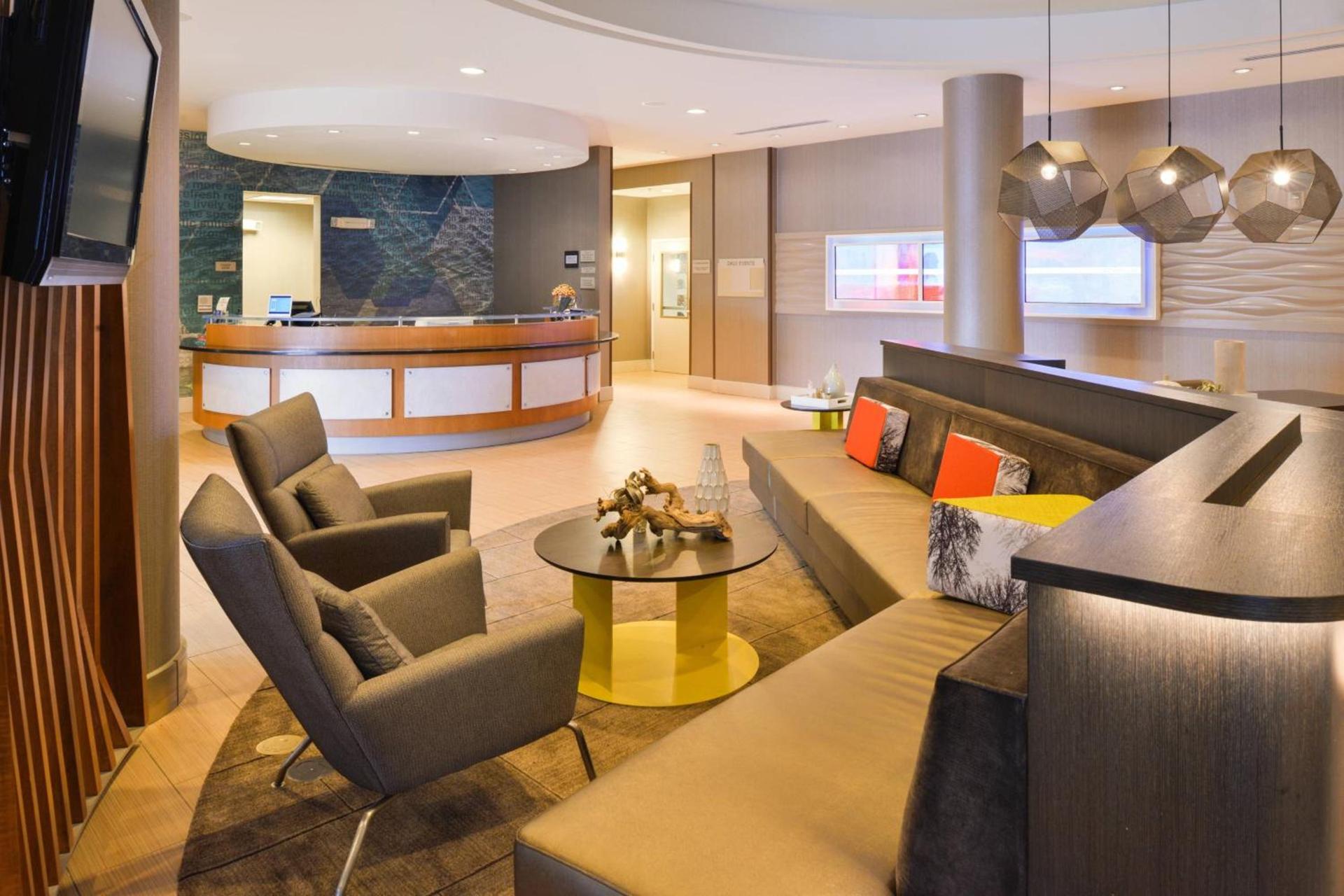 SpringHill Suites by Marriott Corona Riverside photo 5