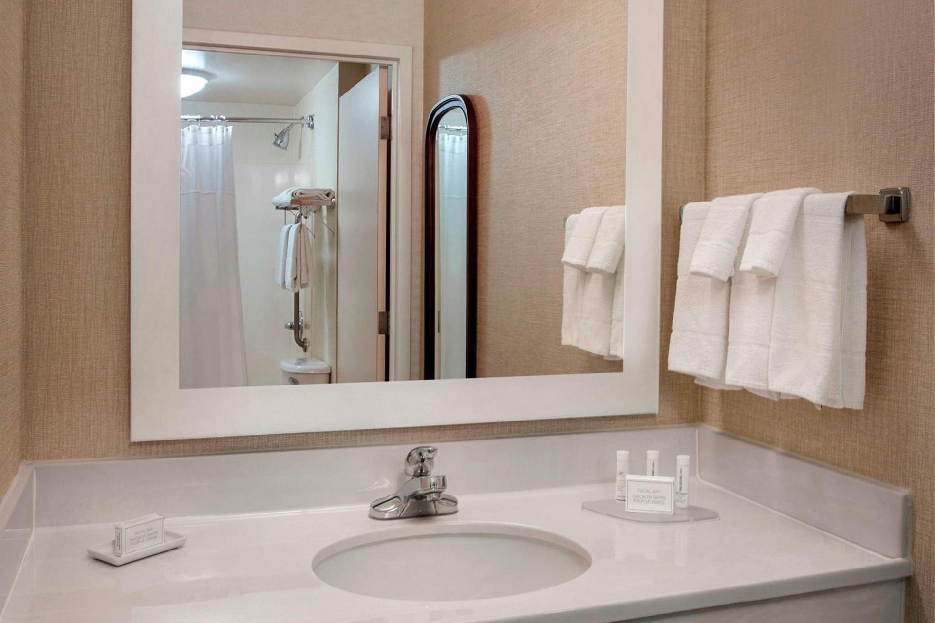 Willow Grove Inn by IHG photo 10