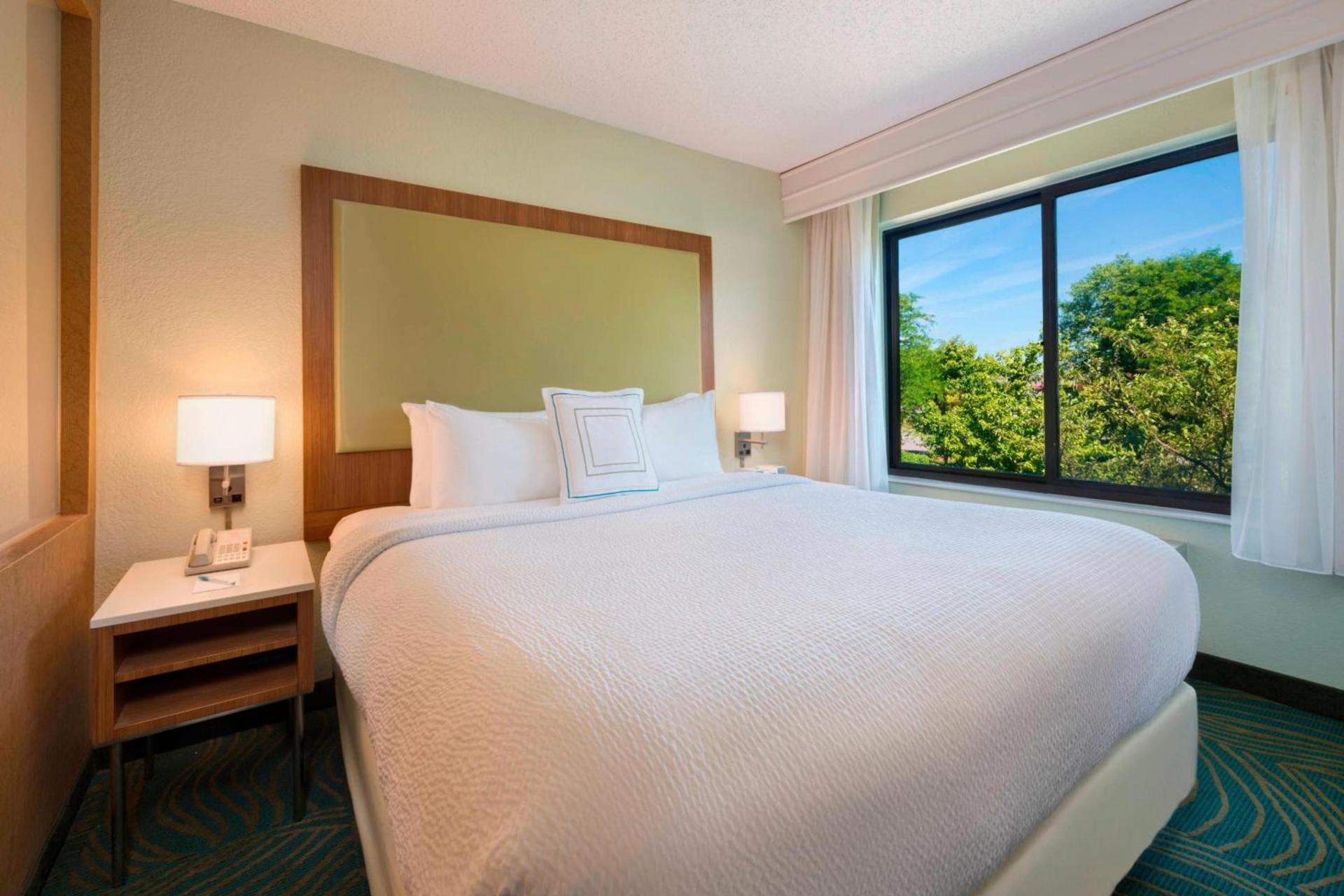 SpringHill Suites Mishawaka-University Area photo 5