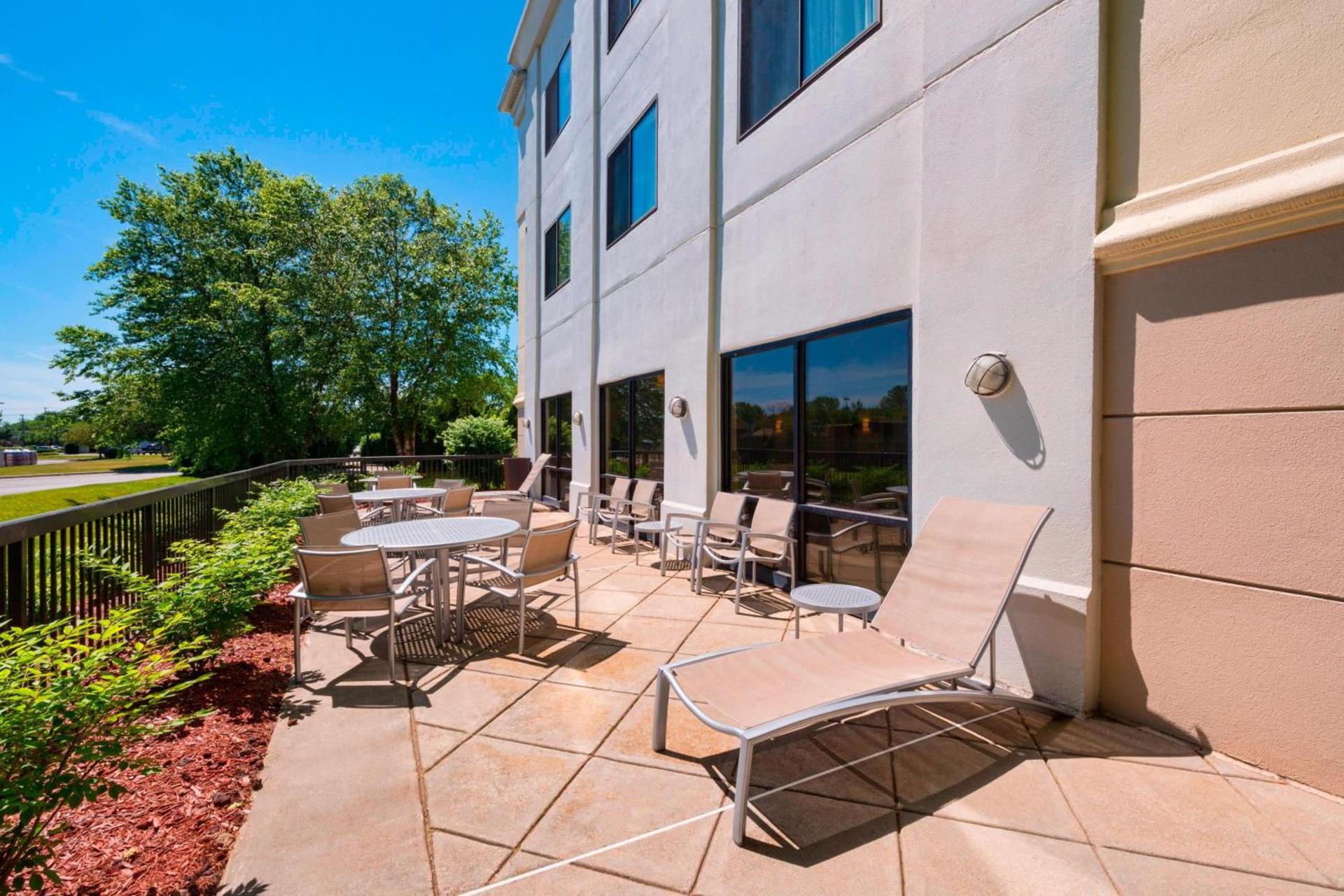 SpringHill Suites Mishawaka-University Area photo 15