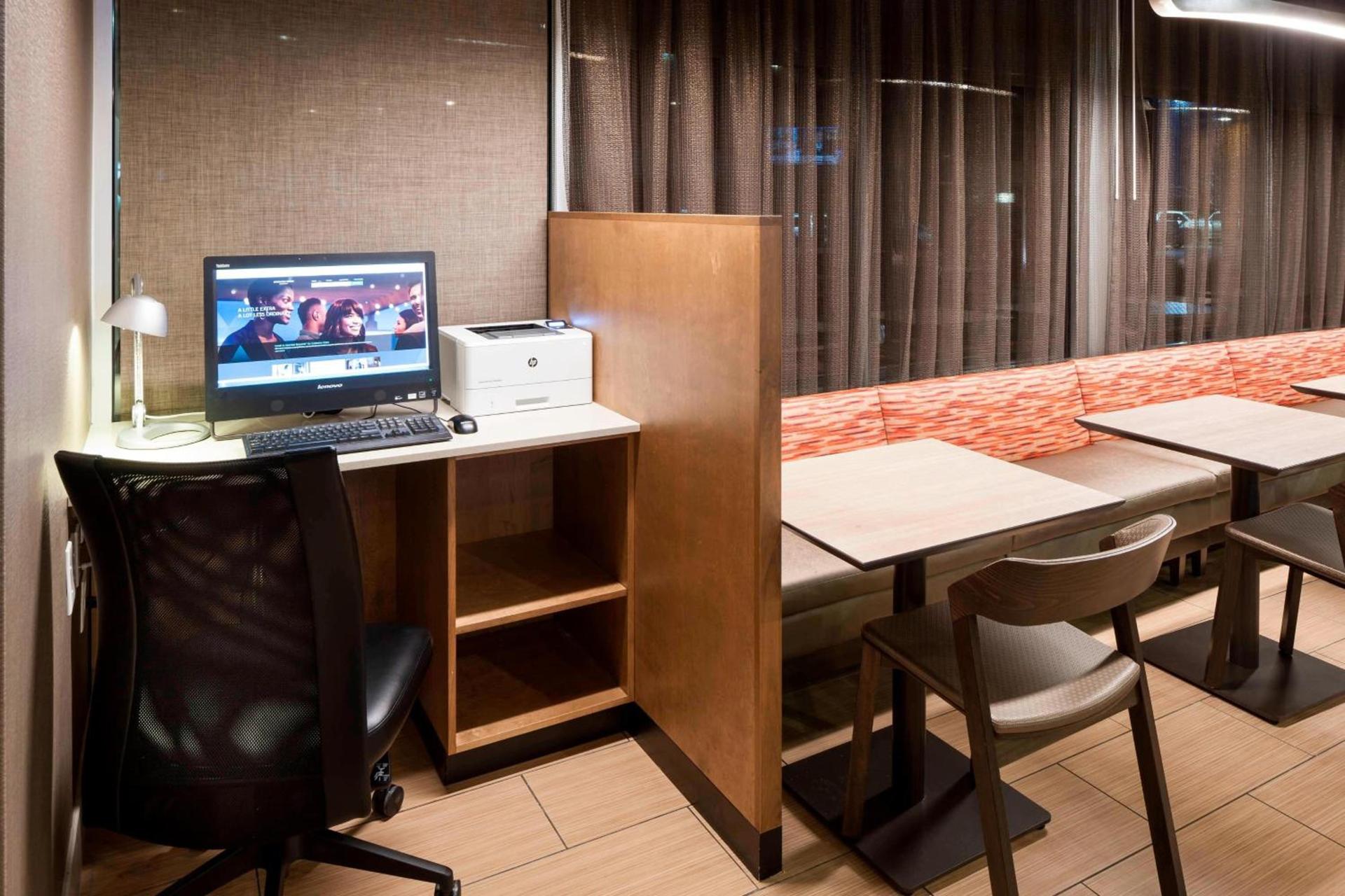 SpringHill Suites by Marriott Salt Lake City Airport photo 18
