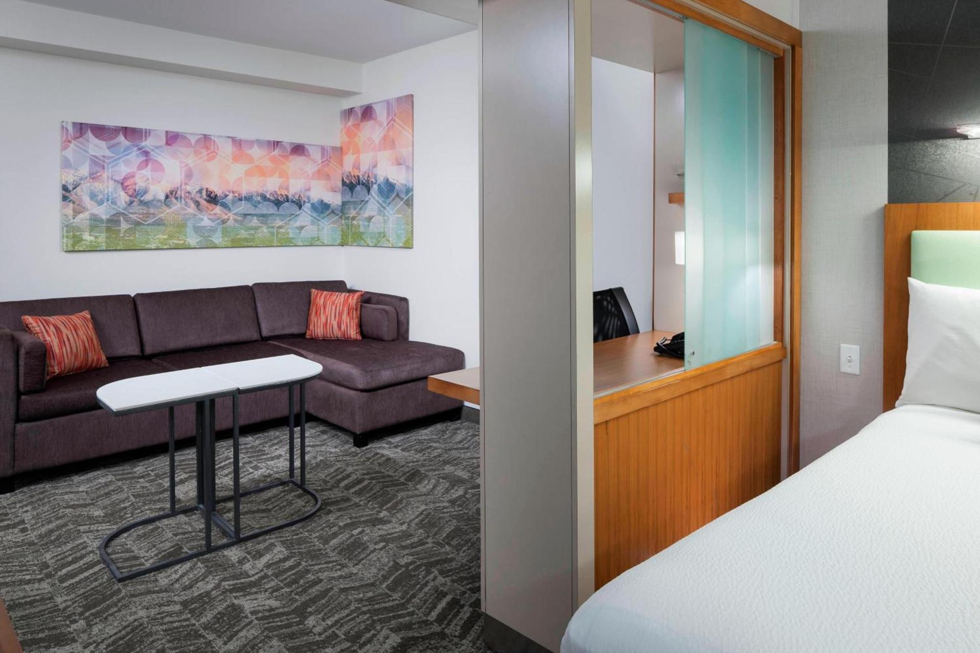 SpringHill Suites by Marriott Salt Lake City Airport photo 6