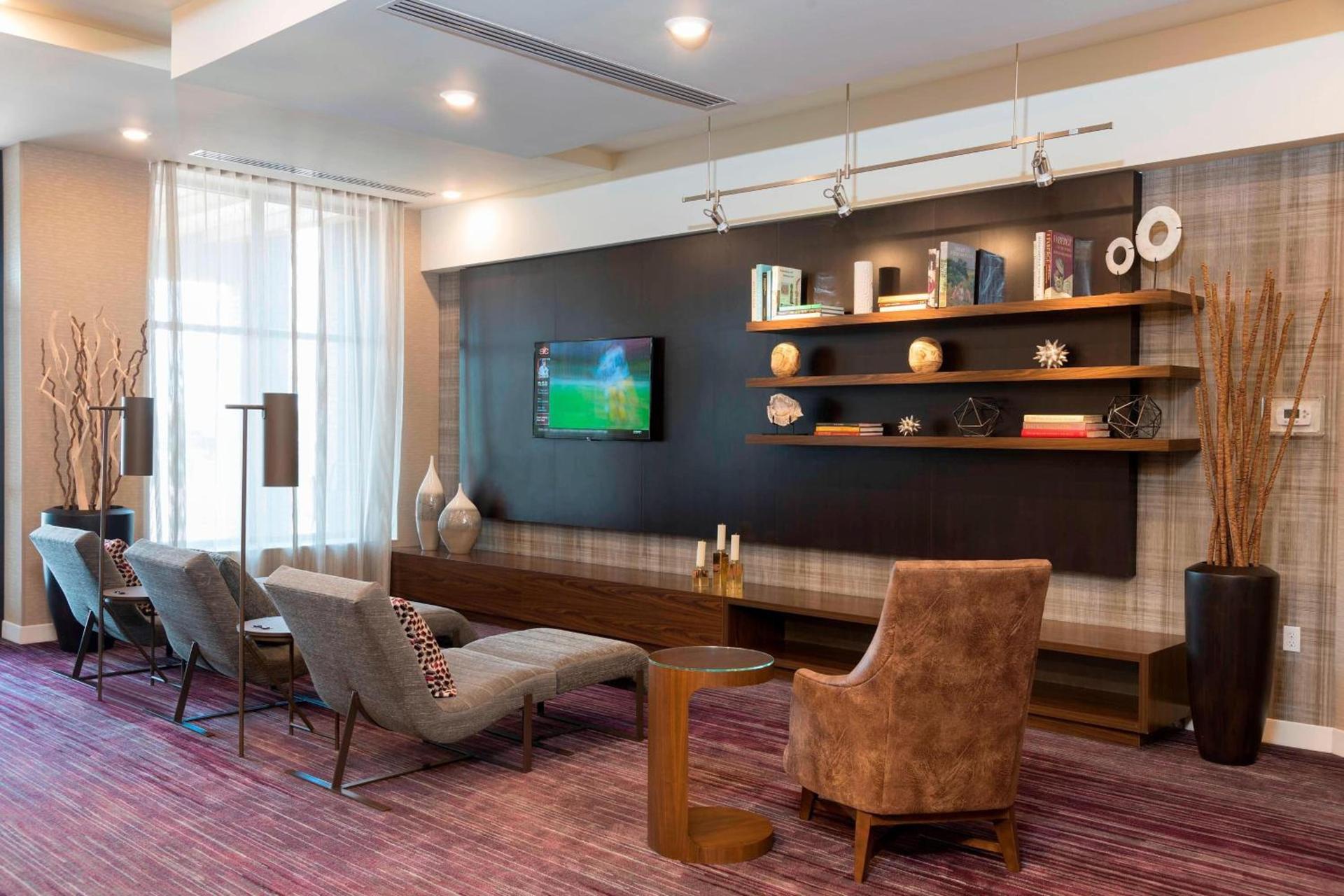 Courtyard by Marriott Mt. Pleasant at Central Michigan University photo 21