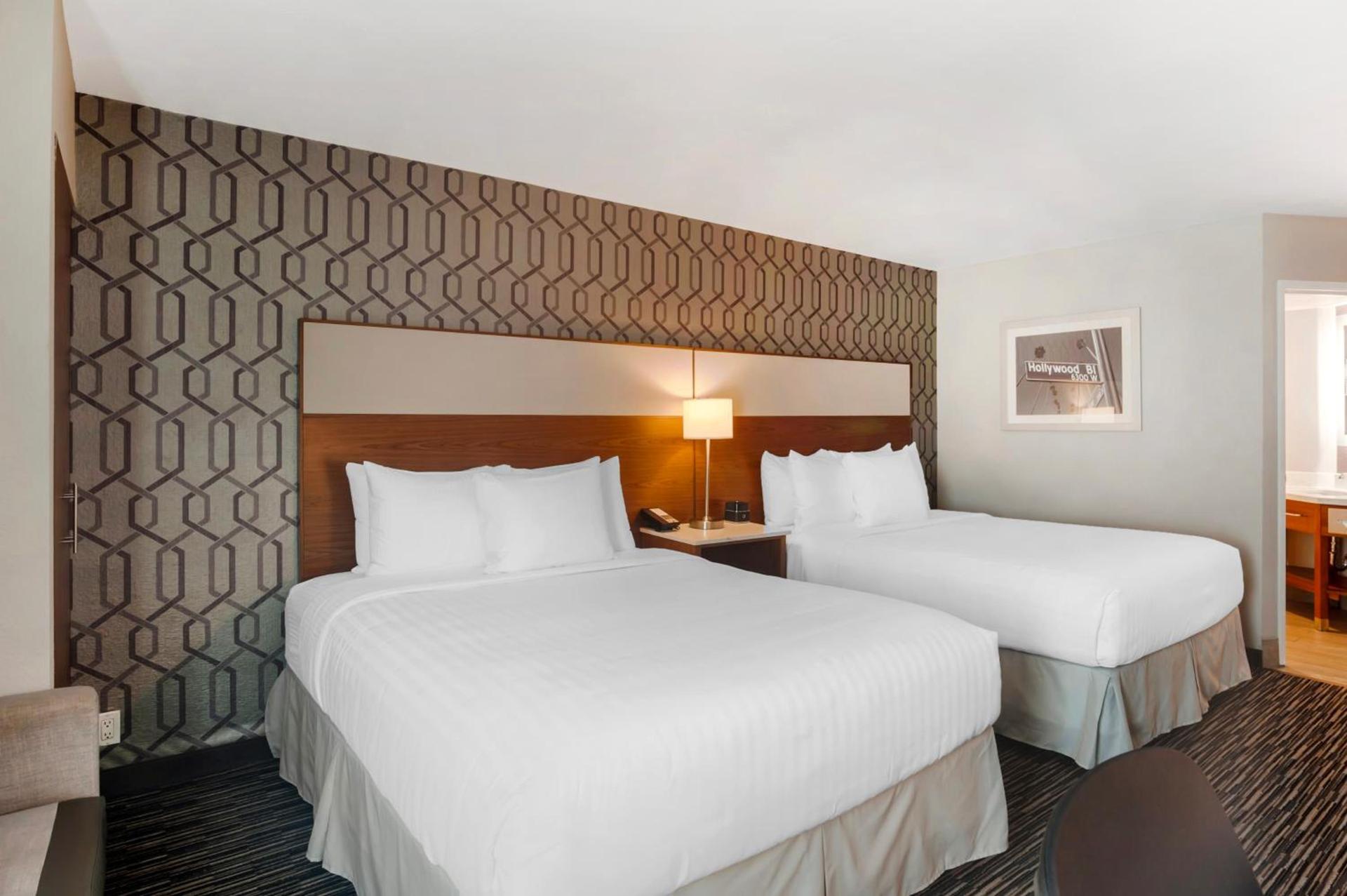 Best Western Plus Commerce Hotel photo 55
