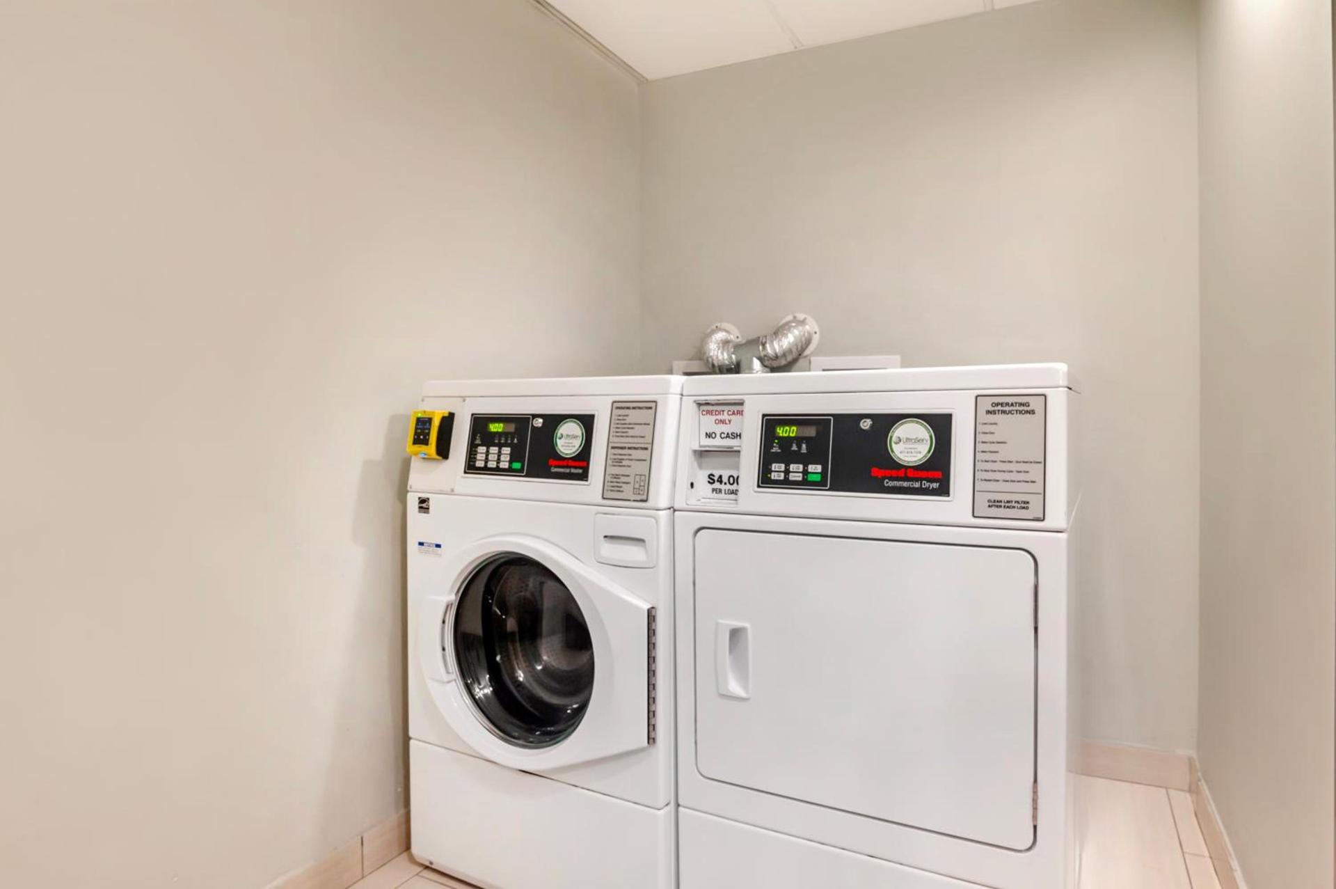 Best Western Plus Commerce Hotel photo 53
