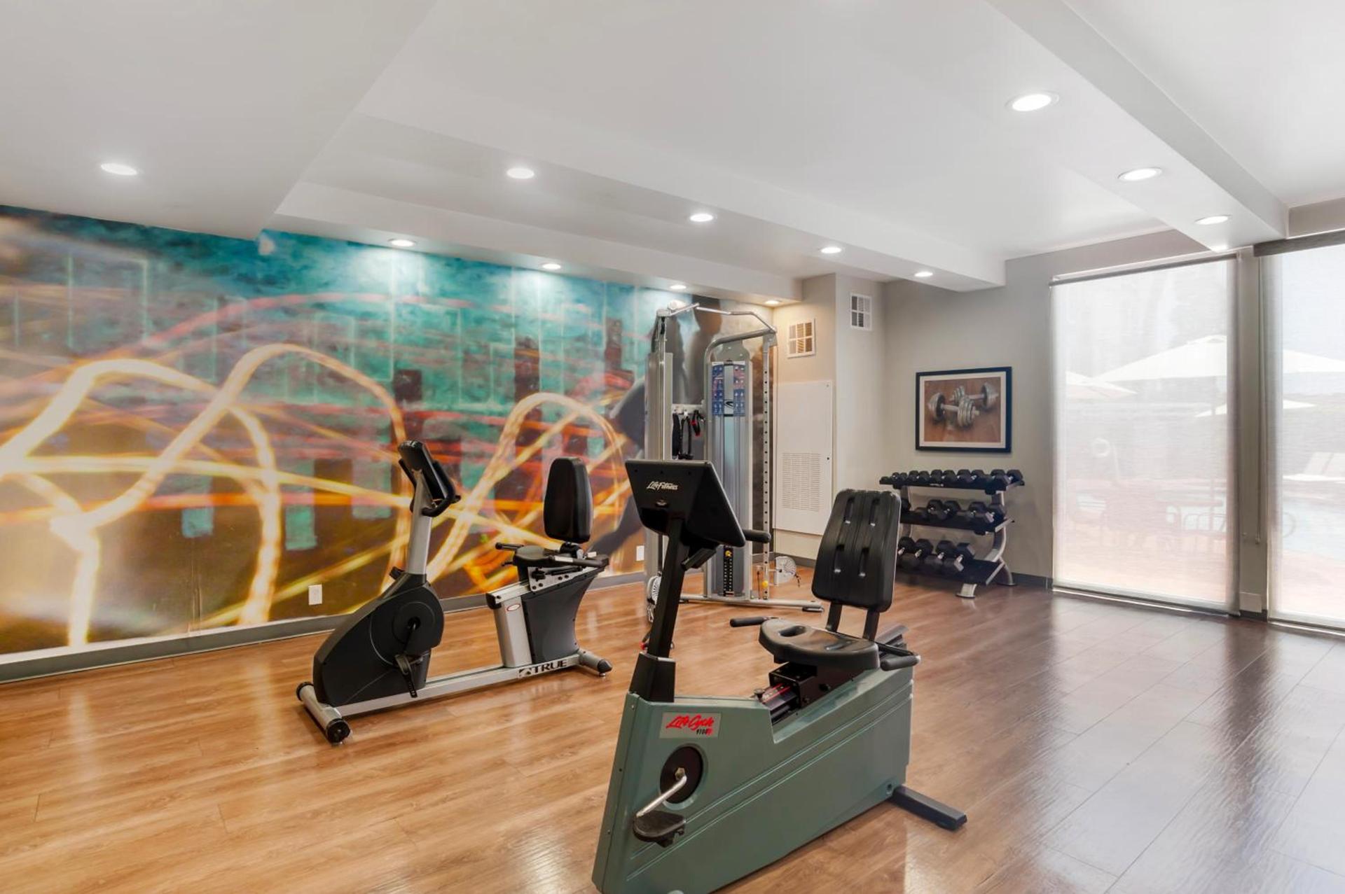 Best Western Plus Commerce Hotel photo 68