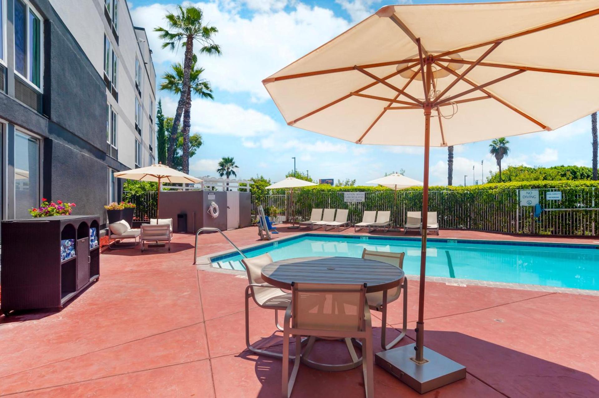 Best Western Plus Commerce Hotel photo 69