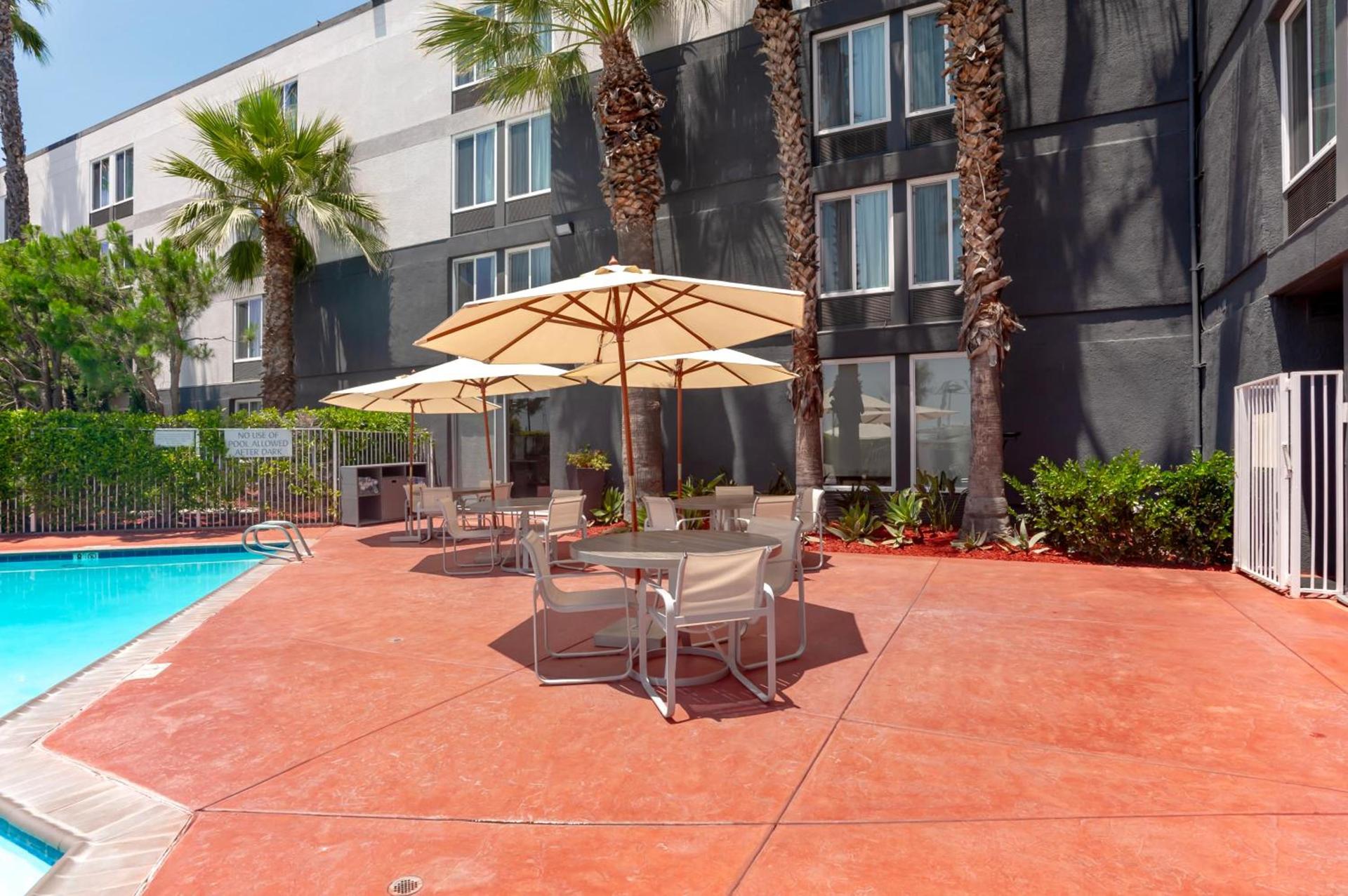 Best Western Plus Commerce Hotel photo 79