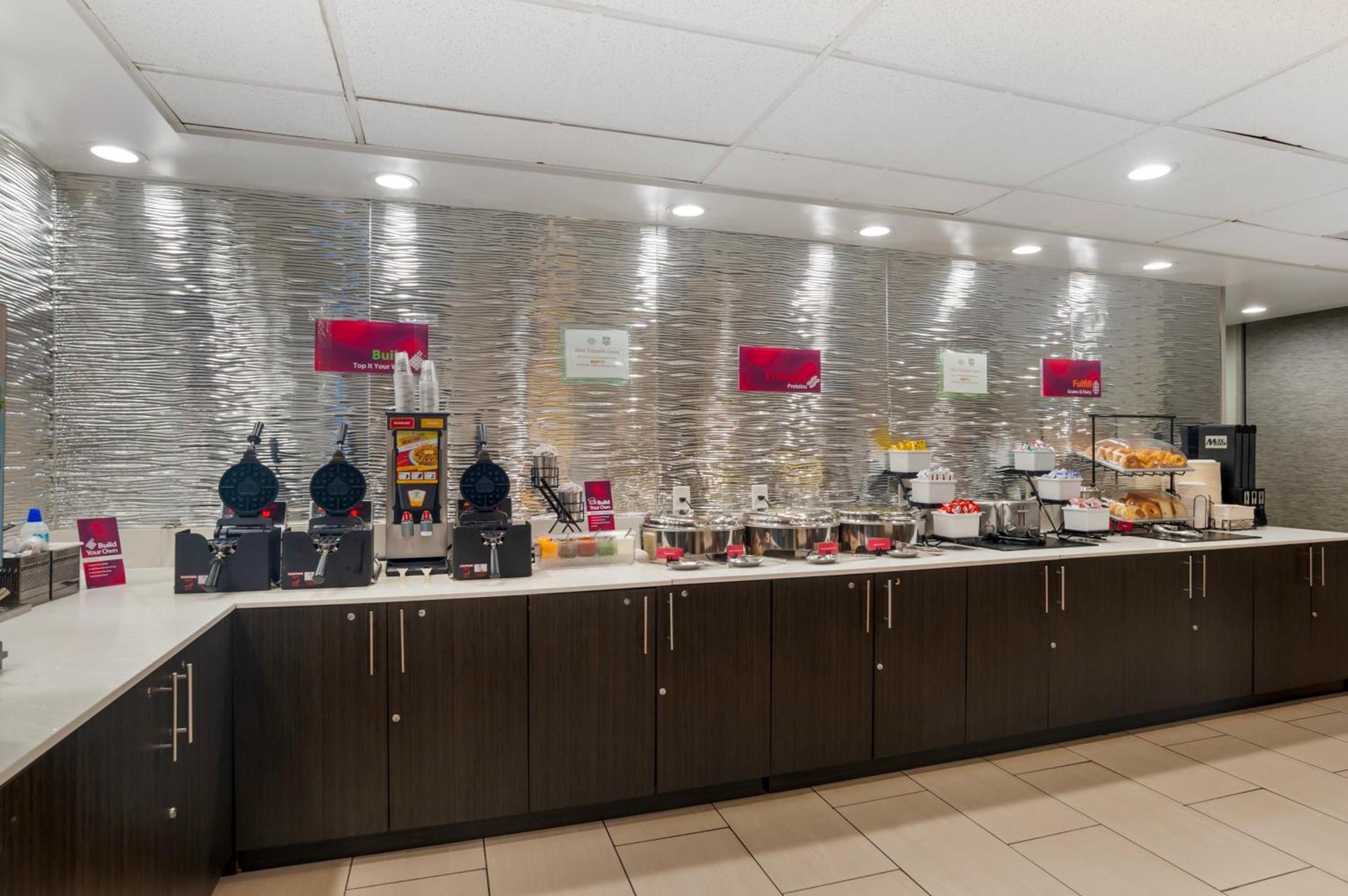 Best Western Plus Commerce Hotel photo 84