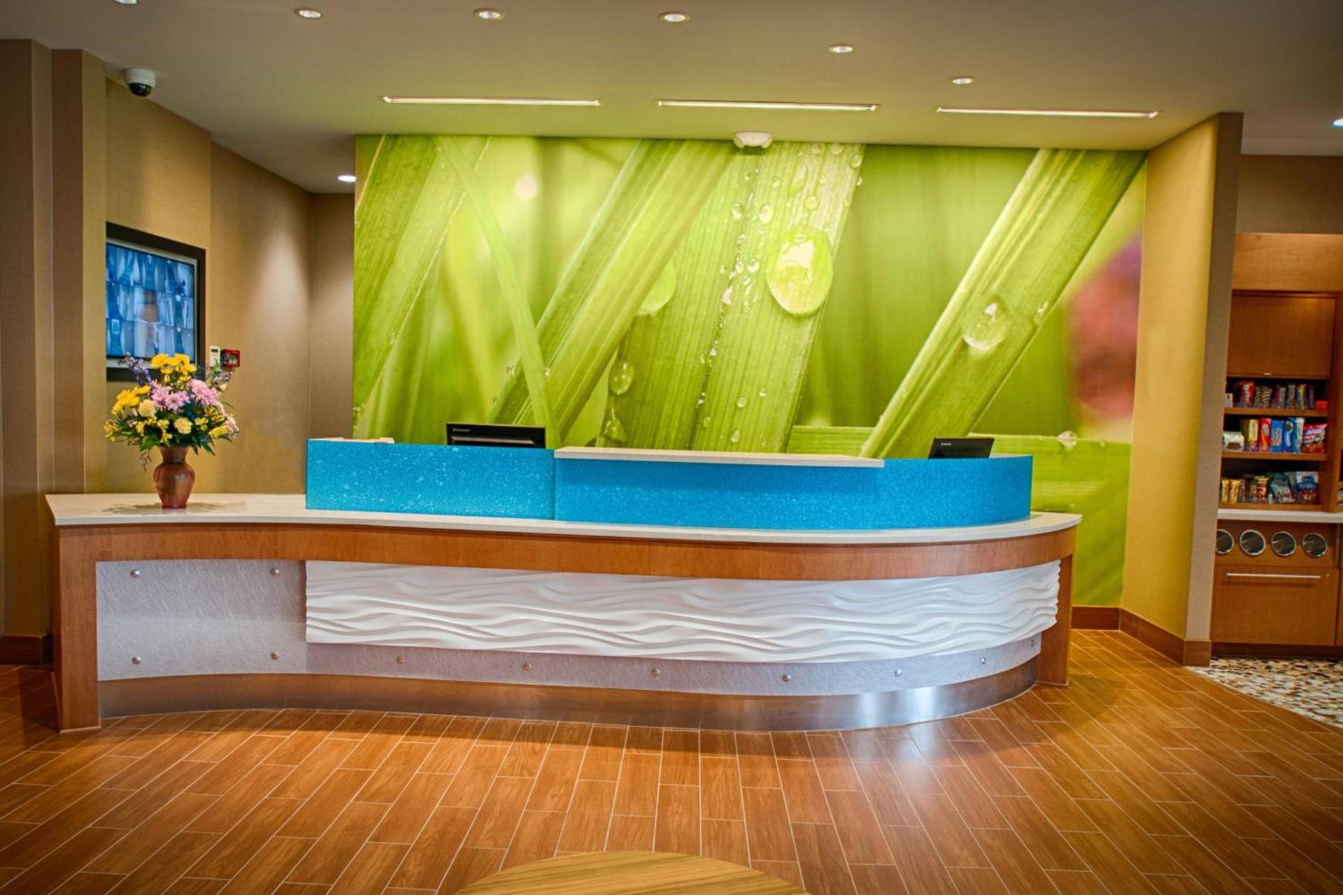 SpringHill Suites by Marriott Canton photo 2