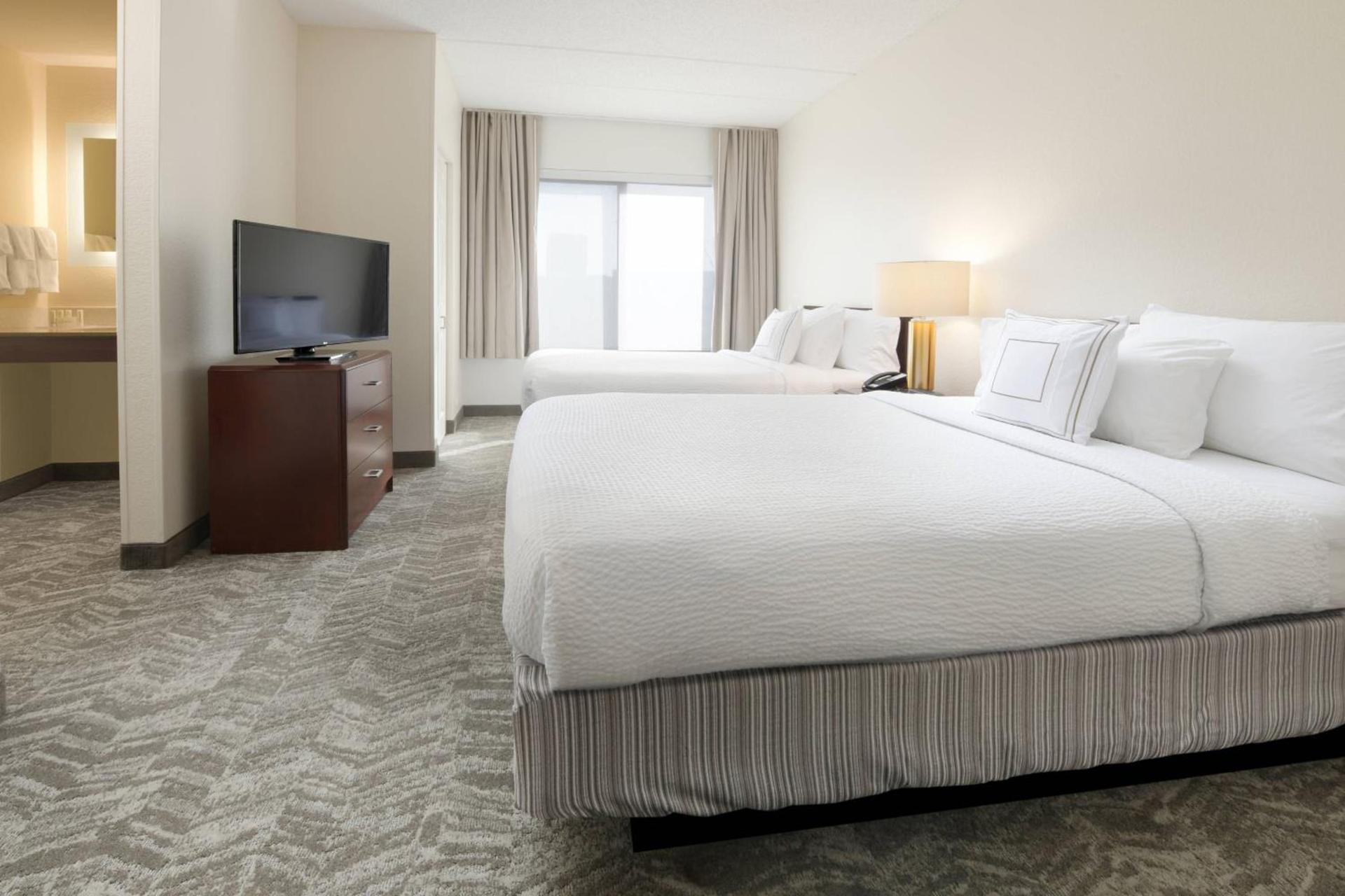 SpringHill Suites Dallas Addison/Quorum Drive photo 6