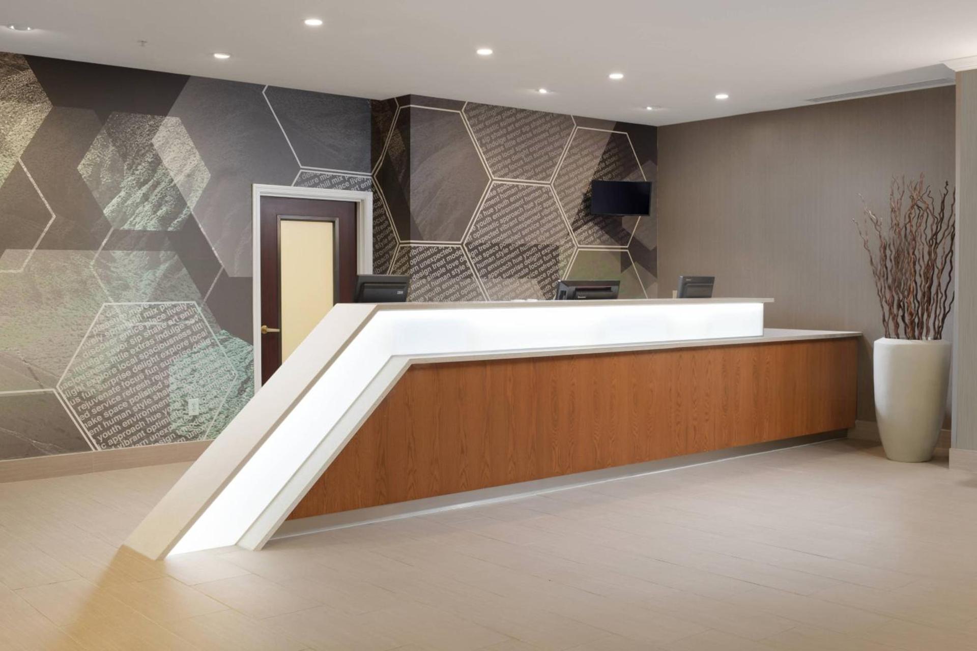 SpringHill Suites Dallas Addison/Quorum Drive photo 3
