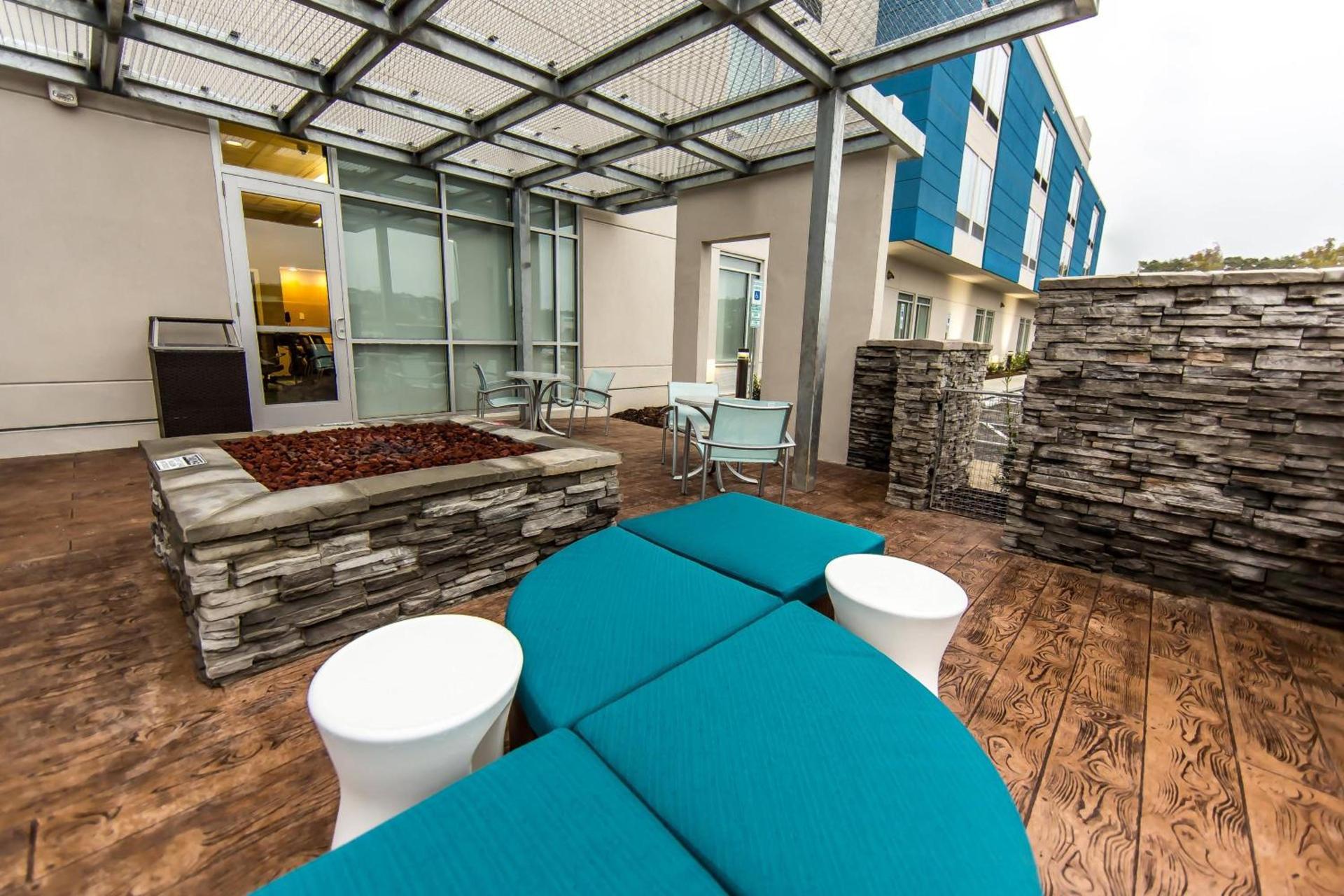 SpringHill Suites Lumberton photo 24