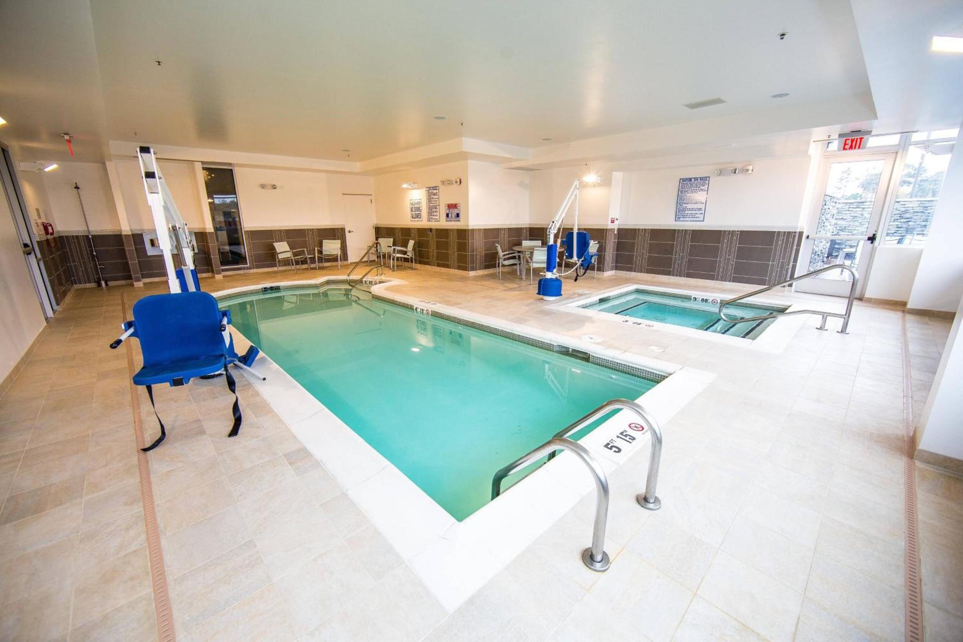 SpringHill Suites Lumberton photo 31