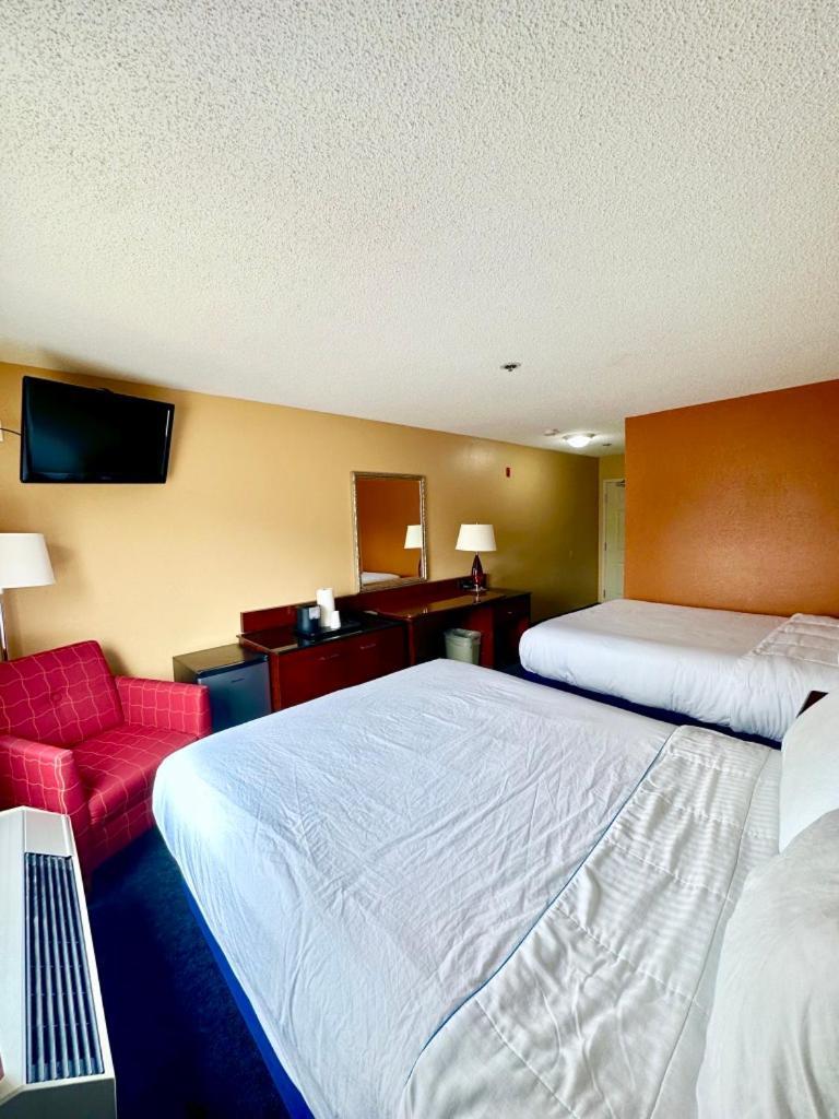 Islander Inn photo 26