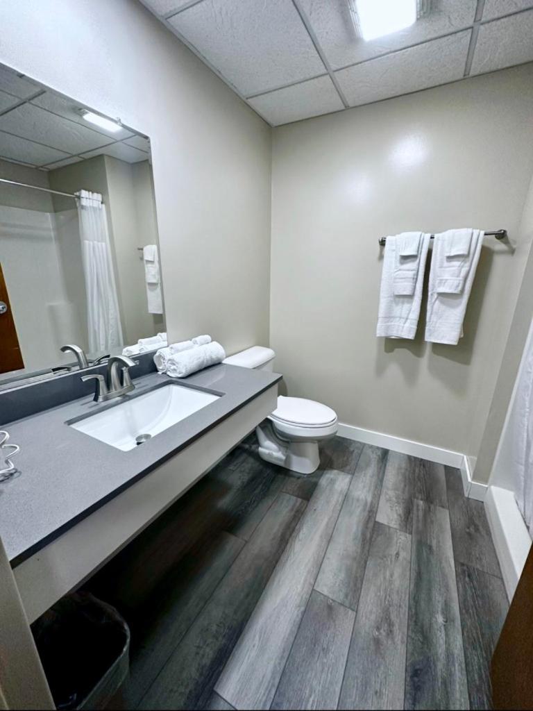 Islander Inn photo 27