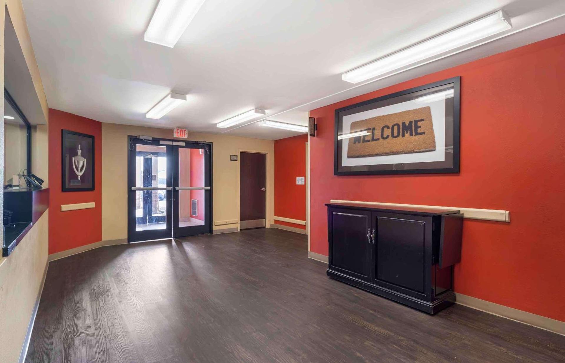 Suburban Studios photo 5