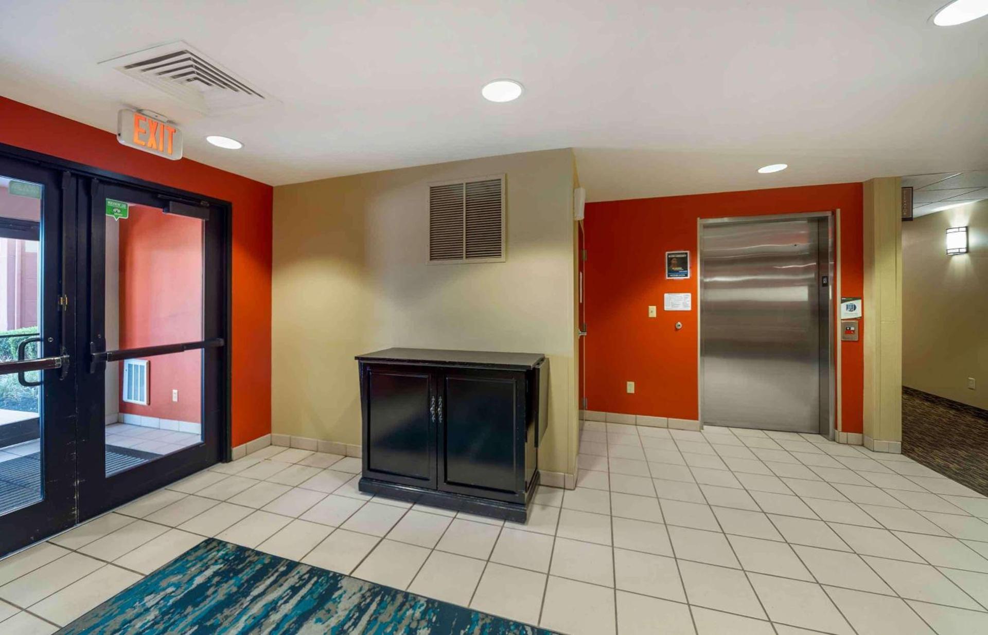 Extended Stay America Suites - Oklahoma City - NW Expressway photo 7