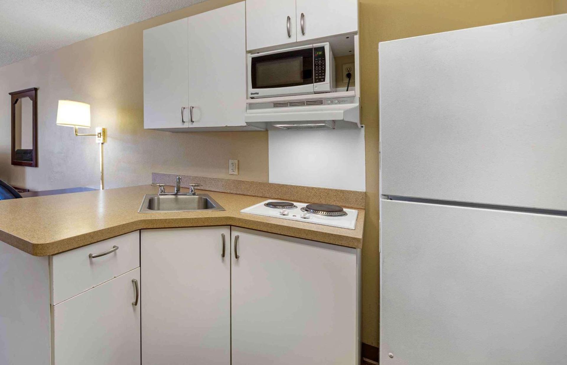 Extended Stay America Suites - Oklahoma City - NW Expressway photo 23