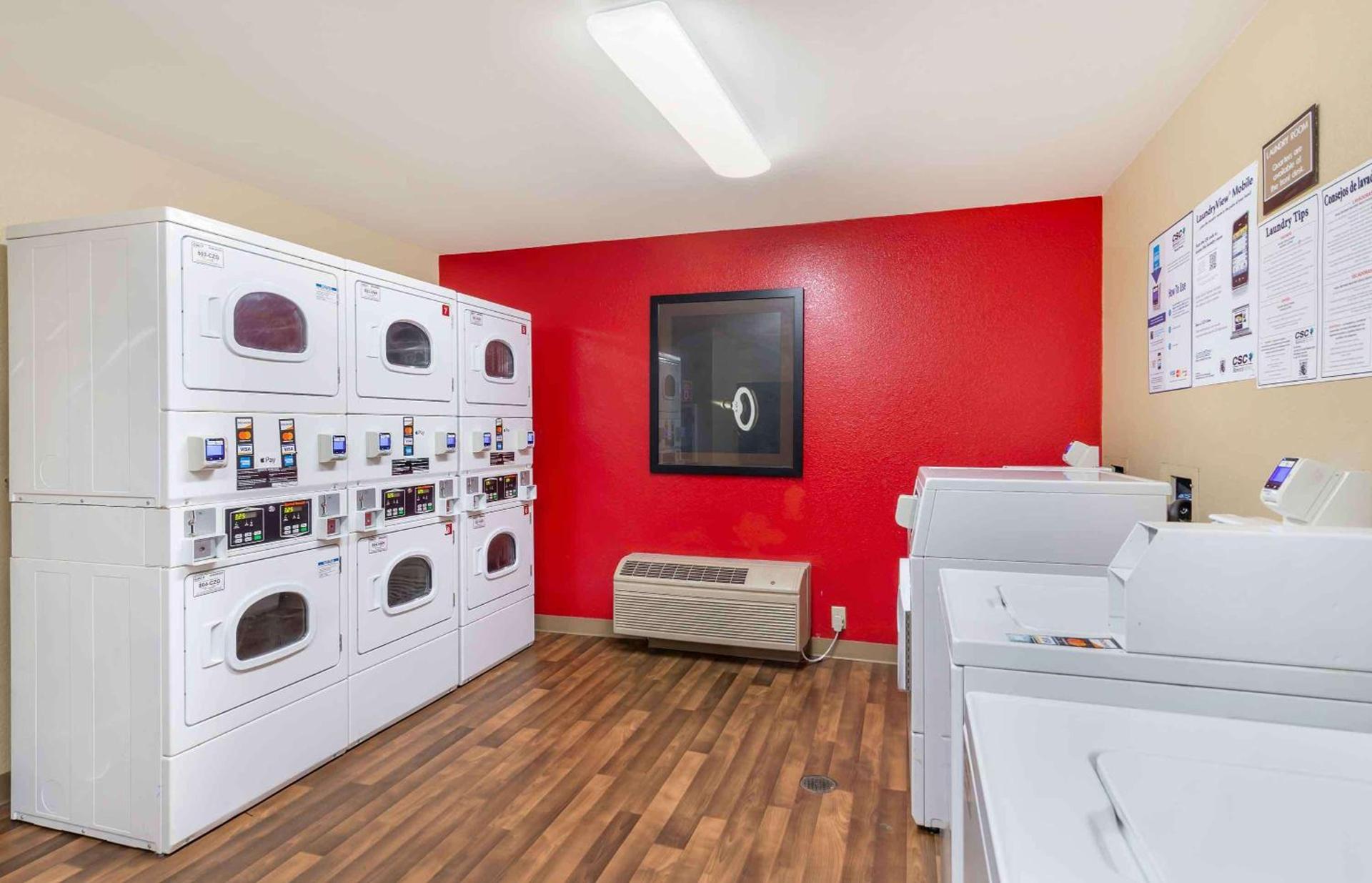 Suburban Studios Columbus Fort Benning Area photo 33