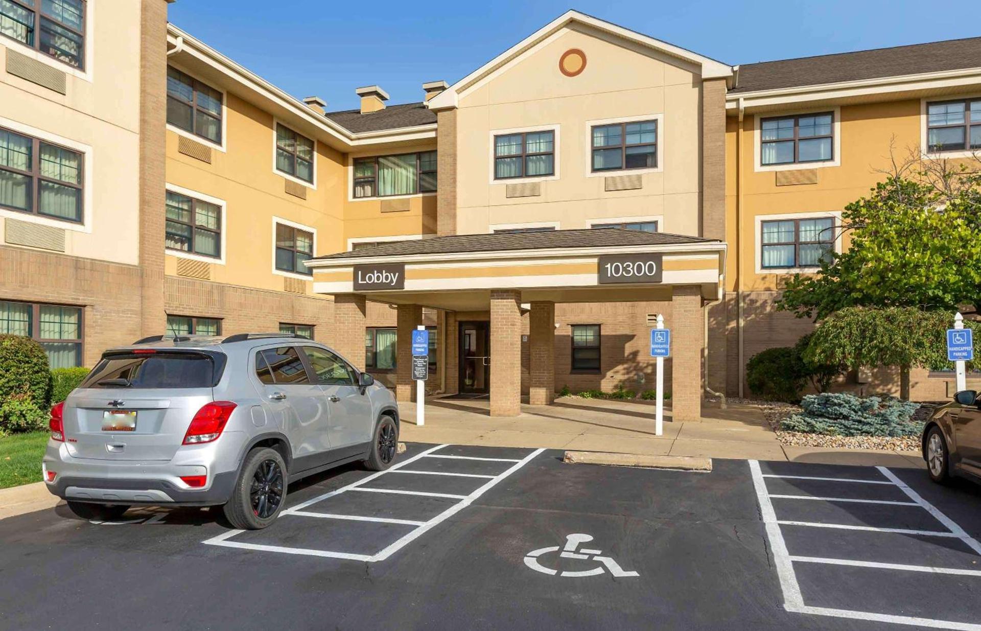 Extended Stay America Suites - Cleveland - Brooklyn photo 3