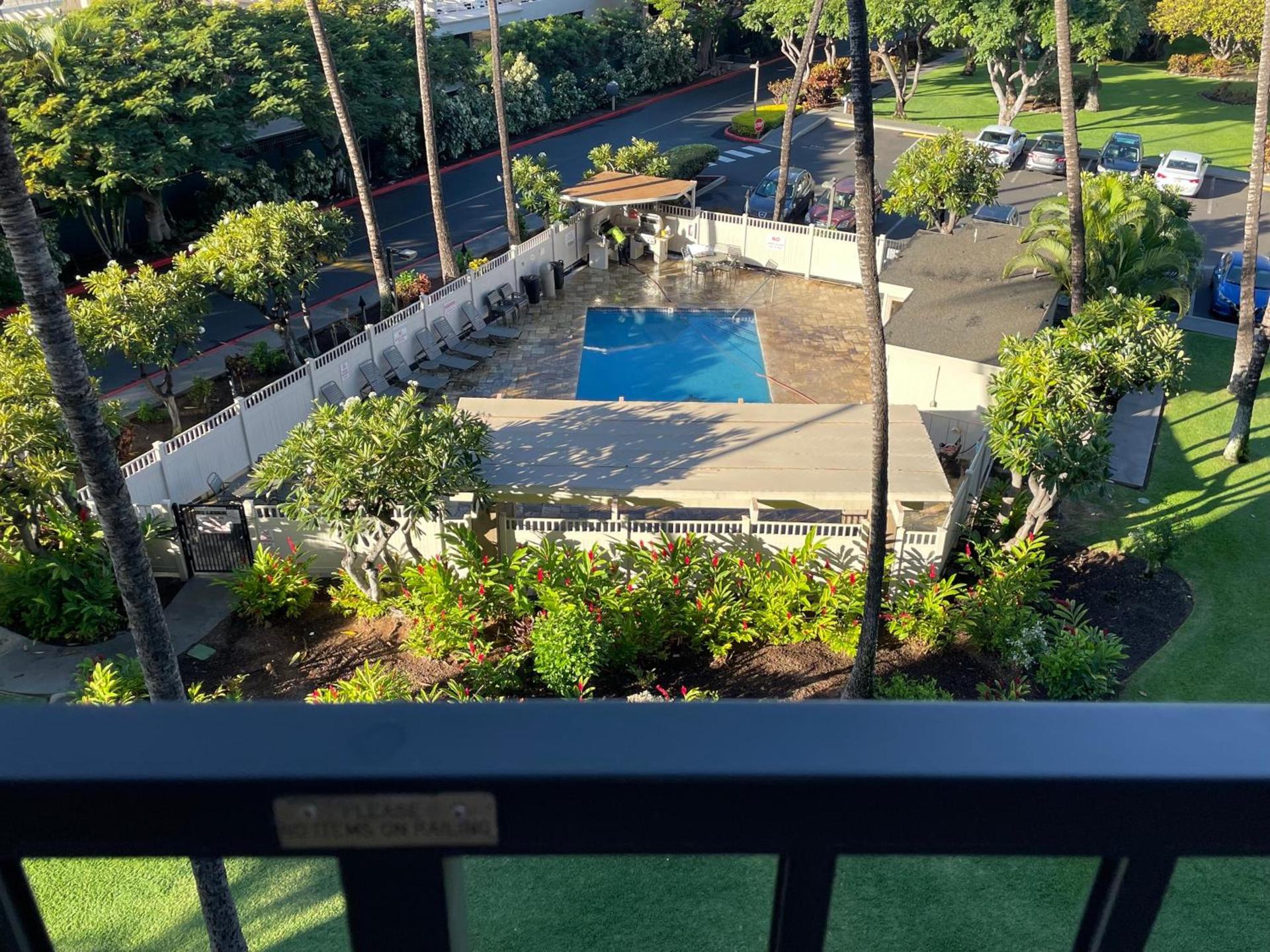 DELUXE PANORAMIC OCEAN VIEW - Dual AC - RENOVATED - FULLY EQUIPPED - SELF MGMT FREE PARKING photo 13