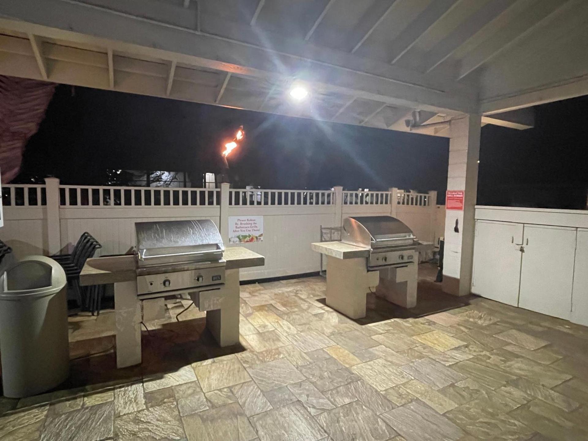 DELUXE PANORAMIC OCEAN VIEW - Dual AC - RENOVATED - FULLY EQUIPPED - SELF MGMT FREE PARKING photo 64