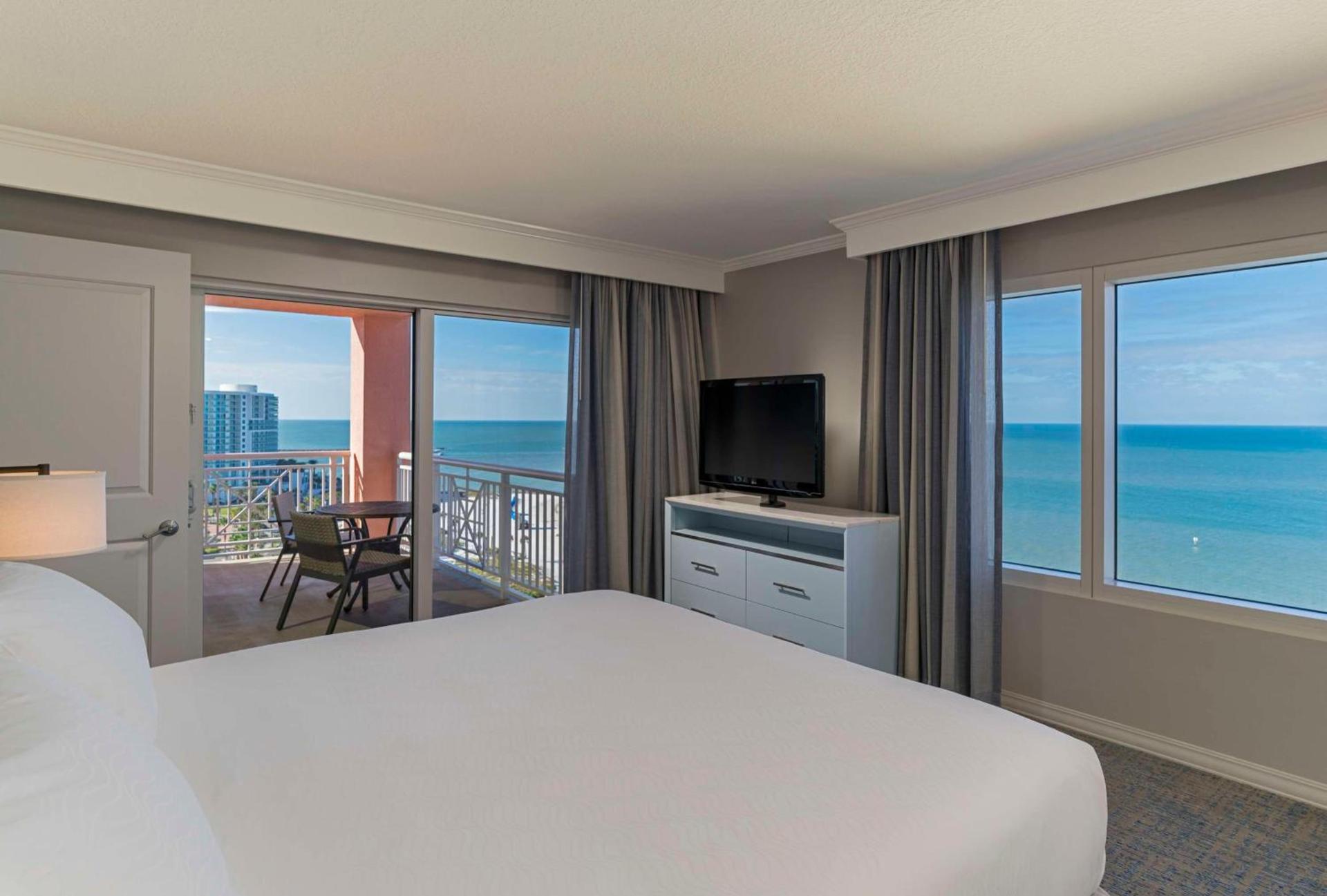 Hyatt Regency Clearwater Beach Resort and Suites photo 2