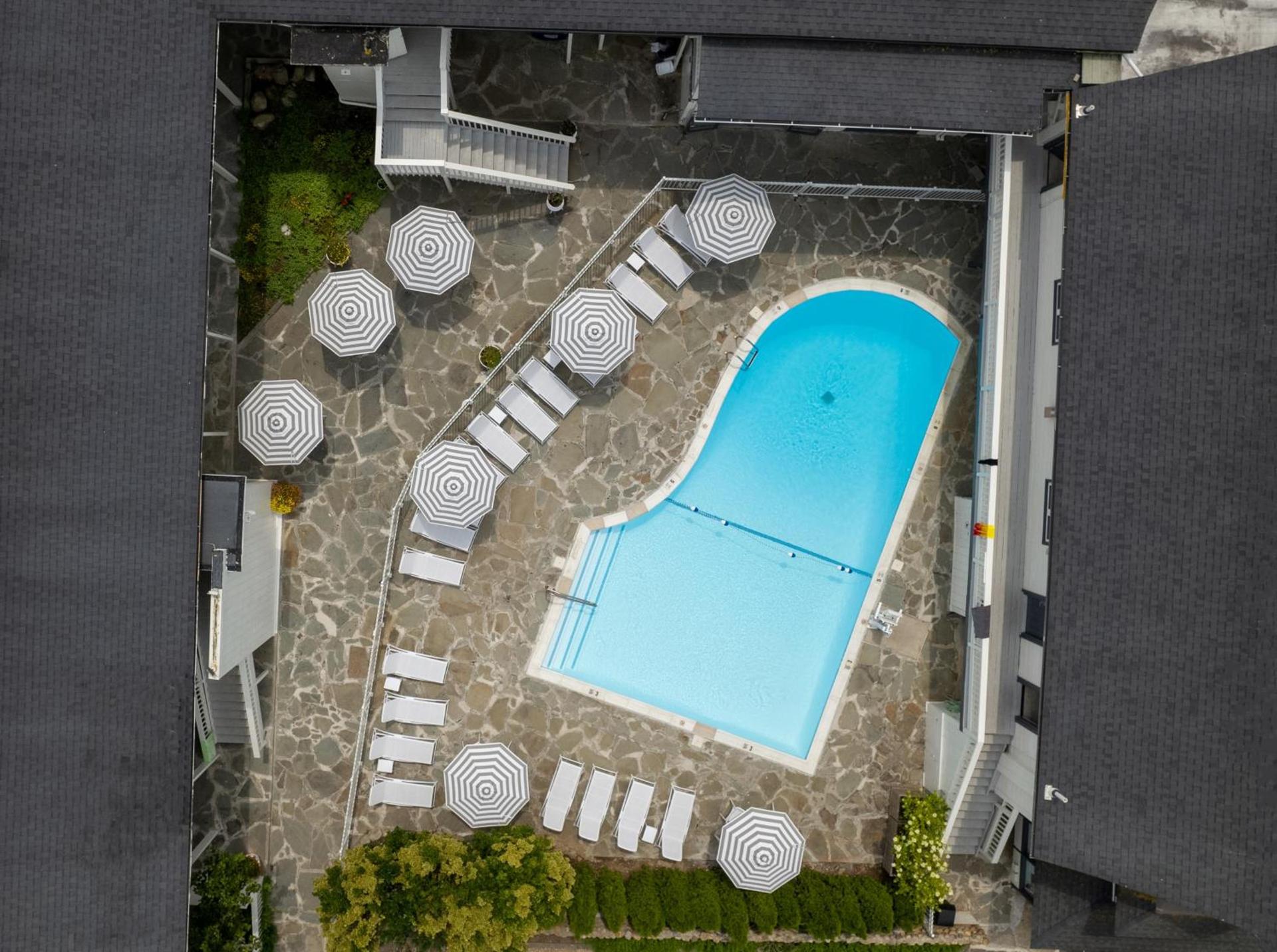 A Wave Inn - Montauk photo 3