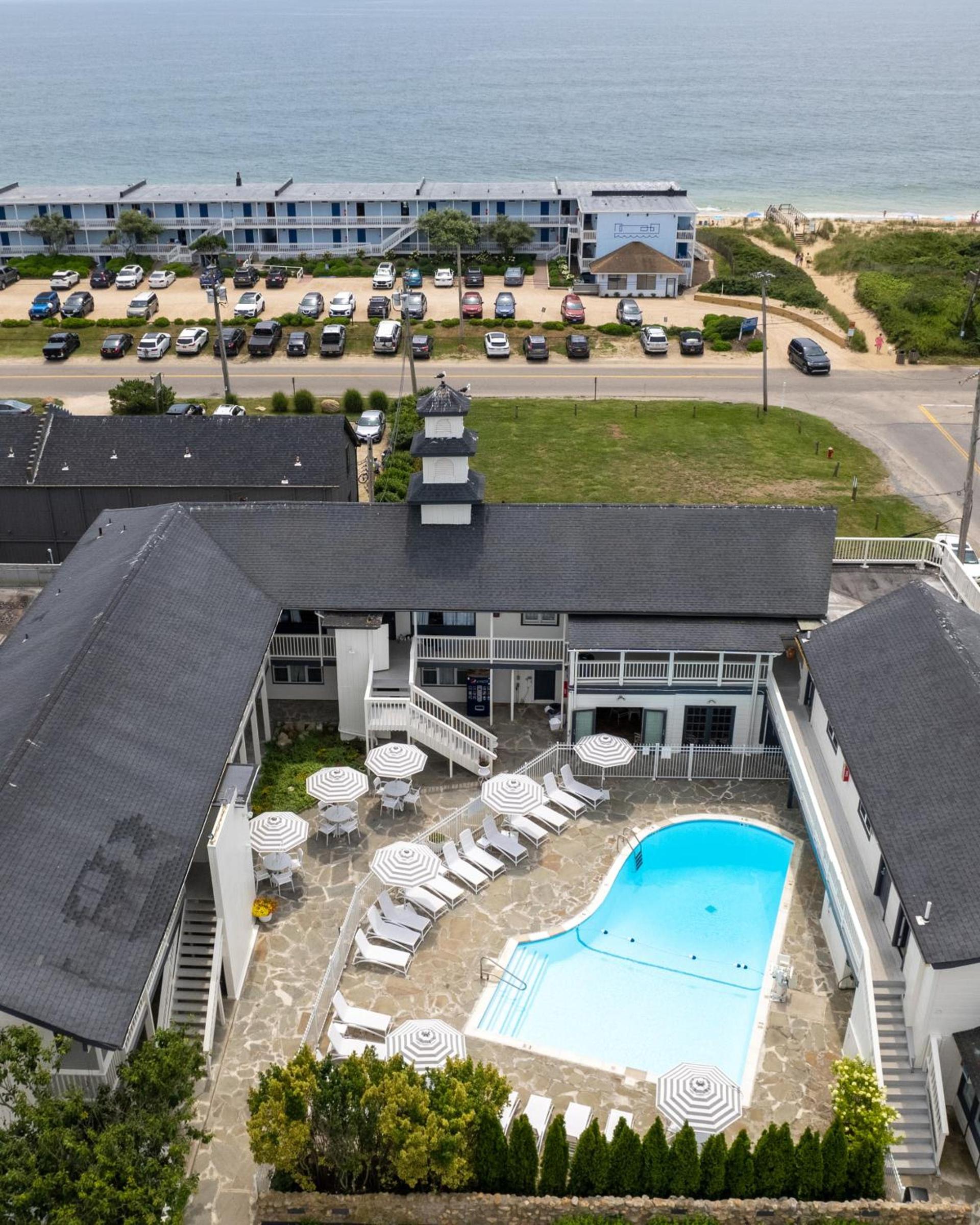 A Wave Inn - Montauk photo 9