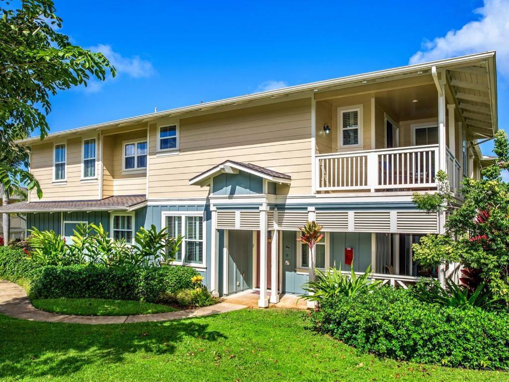 3BR Nihilani Condo with AC, Pool & Close to Shops 8C photo 4