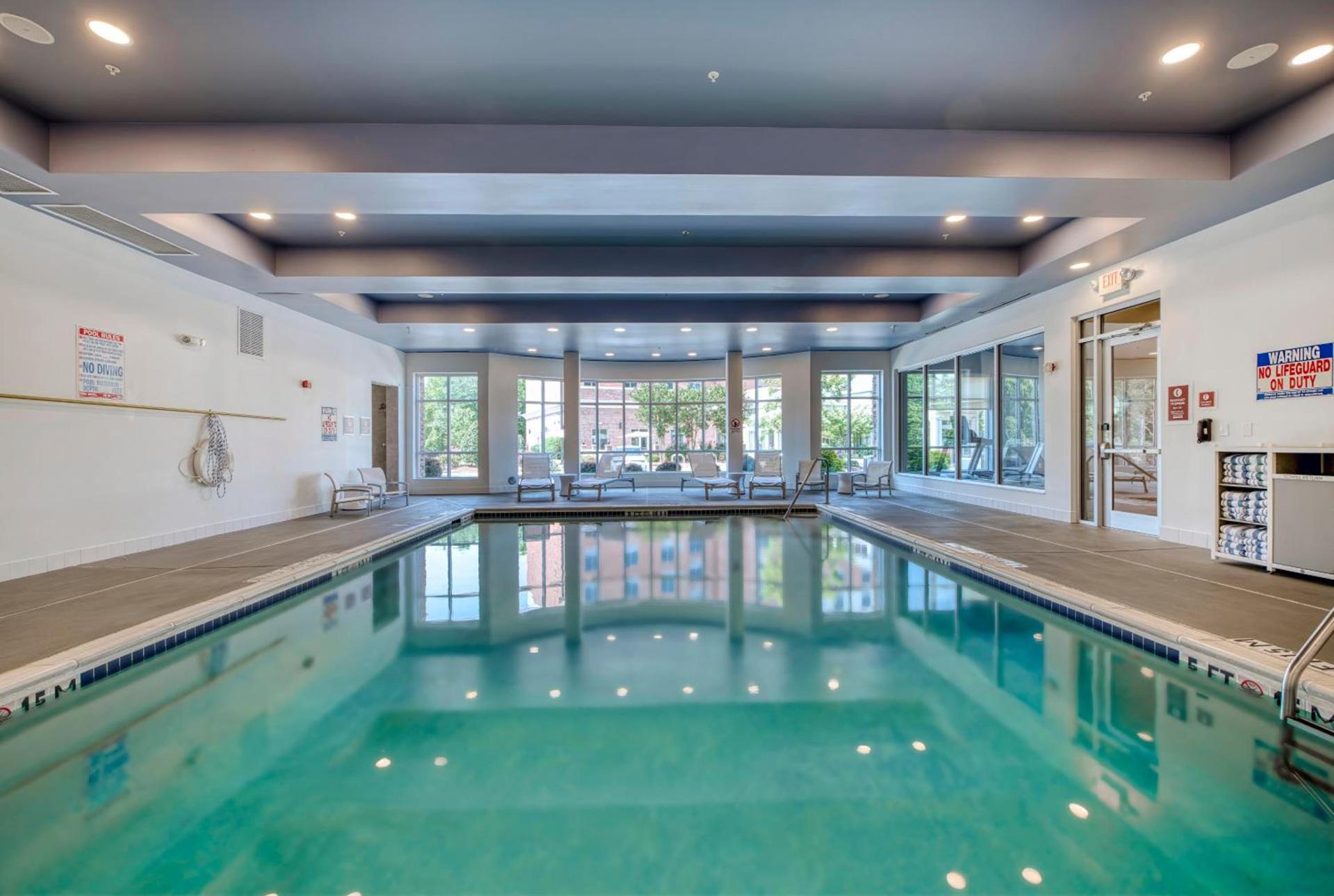 DoubleTree by Hilton Raleigh-Cary photo 32