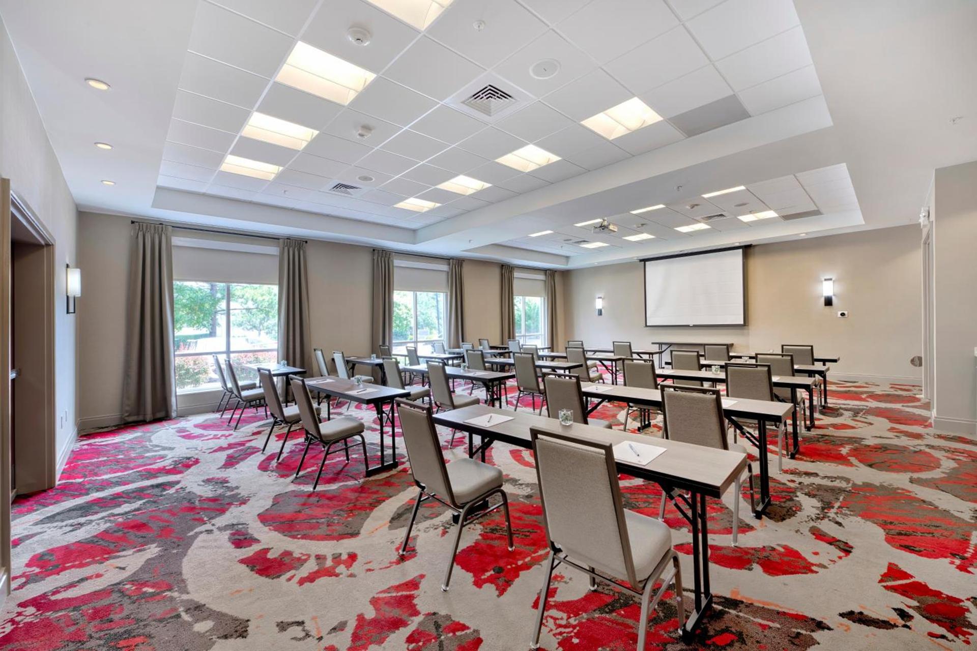 DoubleTree by Hilton Raleigh-Cary photo 41